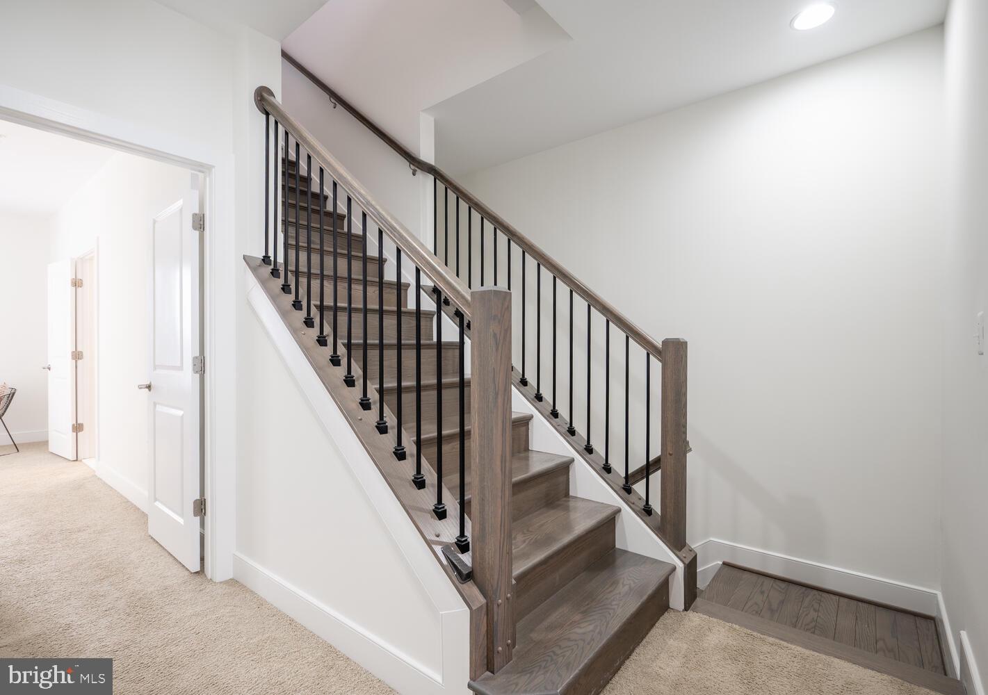 2006 POTOMAC AVE, ALEXANDRIA, Virginia 22301, 3 Bedrooms Bedrooms, ,3 BathroomsBathrooms,Residential,For sale,2006 POTOMAC AVE,VAAX2044820 MLS # VAAX2044820