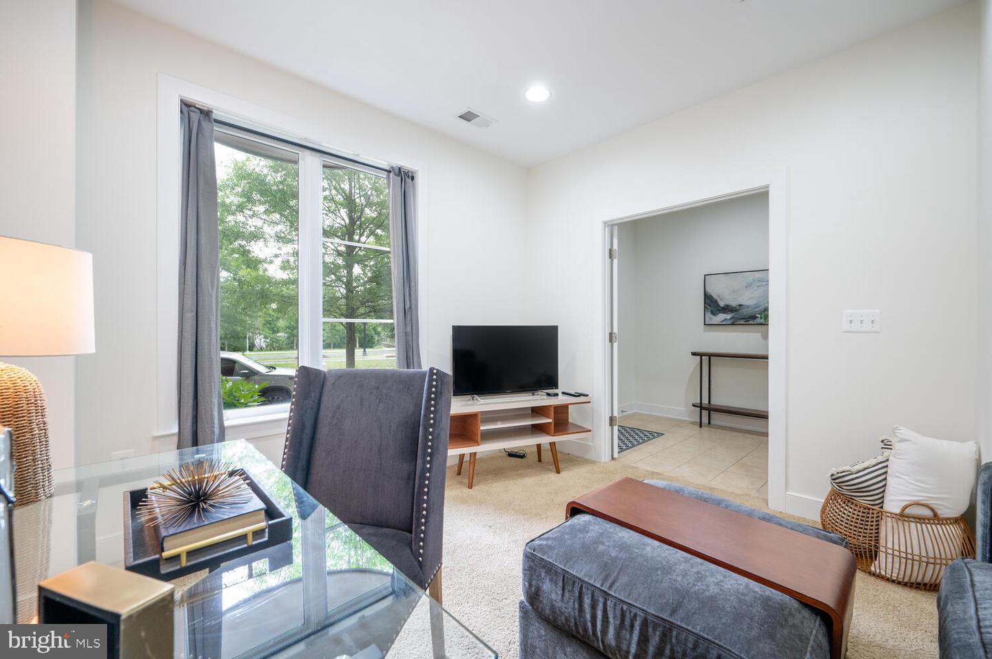 2006 POTOMAC AVE, ALEXANDRIA, Virginia 22301, 3 Bedrooms Bedrooms, ,3 BathroomsBathrooms,Residential,For sale,2006 POTOMAC AVE,VAAX2044820 MLS # VAAX2044820