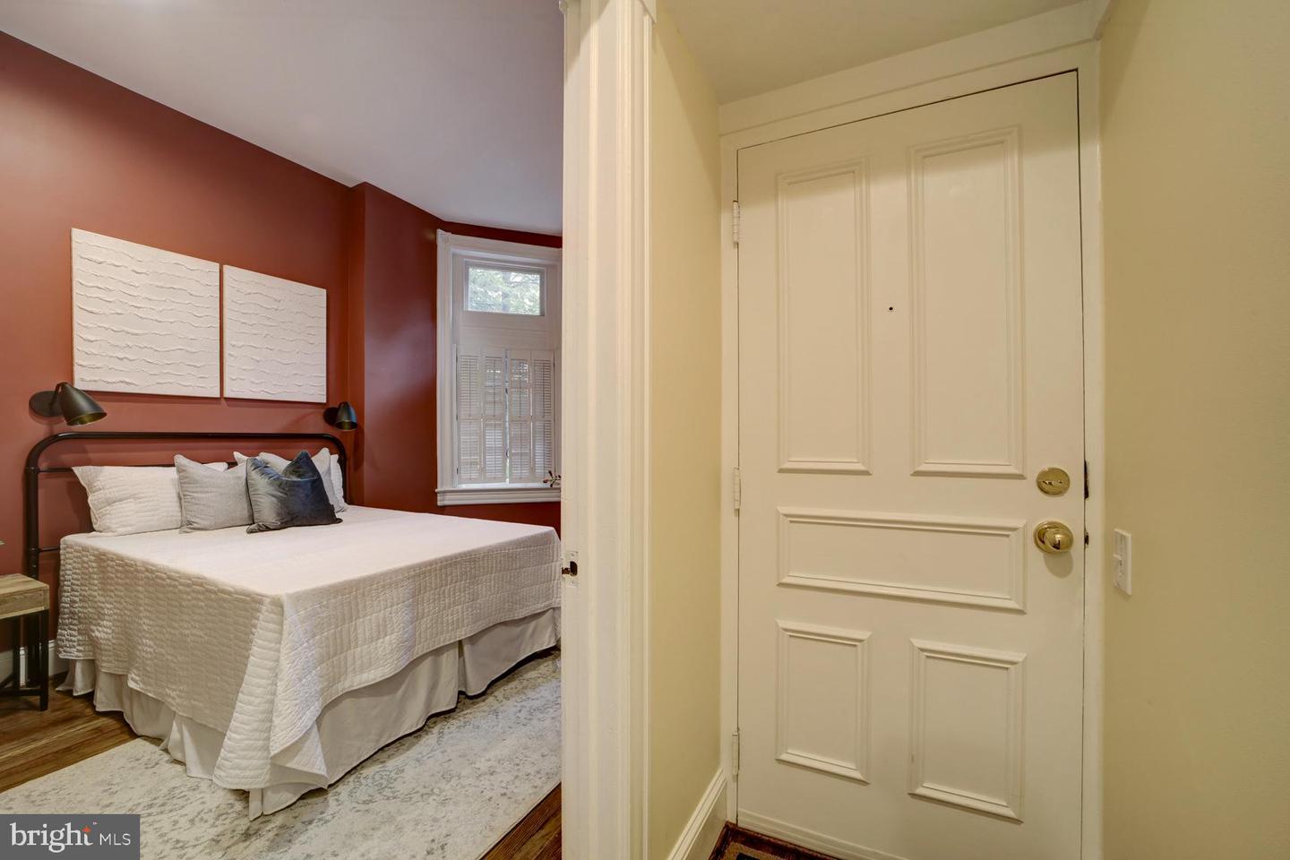 1768 CHURCH ST NW #B, WASHINGTON, District Of Columbia 20036, 2 Bedrooms Bedrooms, ,1 BathroomBathrooms,Residential,For sale,1768 CHURCH ST NW #B,DCDC2198762 MLS # DCDC2198762