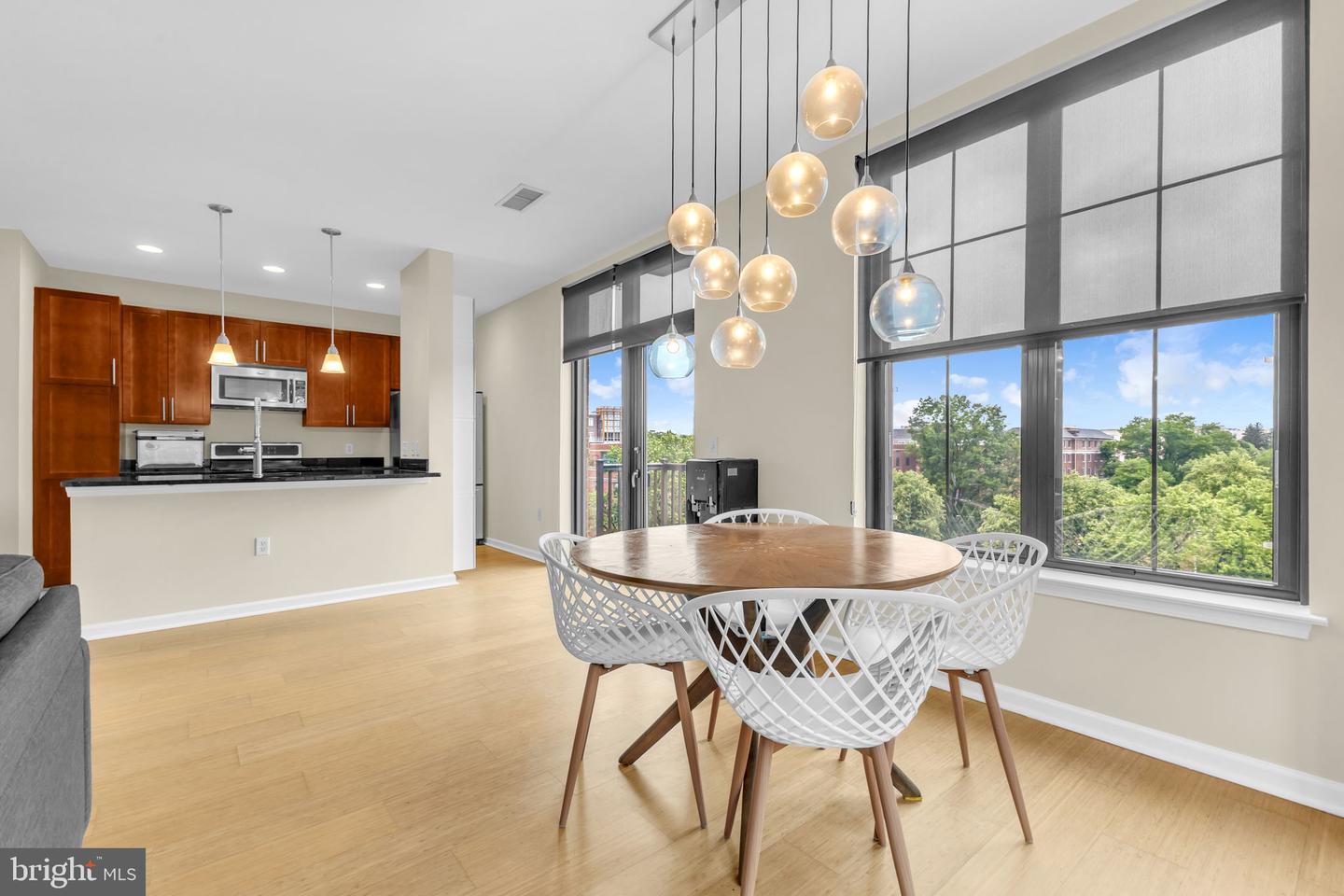 444 W BROAD ST #407, FALLS CHURCH, Virginia 22046, 2 Bedrooms Bedrooms, ,2 BathroomsBathrooms,Residential,For sale,444 W BROAD ST #407,VAFA2002960 MLS # VAFA2002960