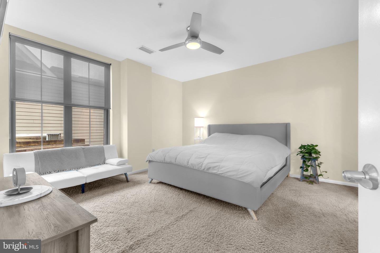 444 W BROAD ST #407, FALLS CHURCH, Virginia 22046, 2 Bedrooms Bedrooms, ,2 BathroomsBathrooms,Residential,For sale,444 W BROAD ST #407,VAFA2002960 MLS # VAFA2002960