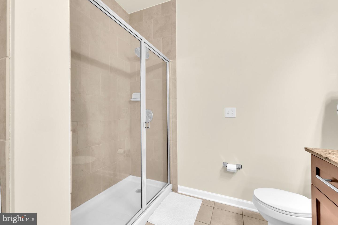 444 W BROAD ST #407, FALLS CHURCH, Virginia 22046, 2 Bedrooms Bedrooms, ,2 BathroomsBathrooms,Residential,For sale,444 W BROAD ST #407,VAFA2002960 MLS # VAFA2002960