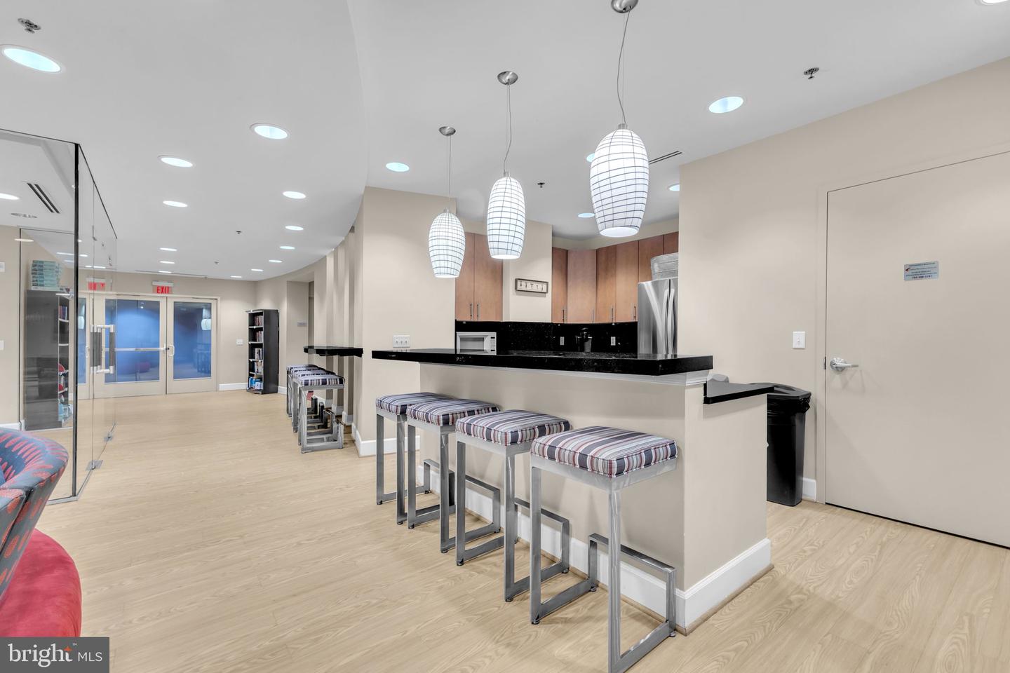 444 W BROAD ST #407, FALLS CHURCH, Virginia 22046, 2 Bedrooms Bedrooms, ,2 BathroomsBathrooms,Residential,For sale,444 W BROAD ST #407,VAFA2002960 MLS # VAFA2002960