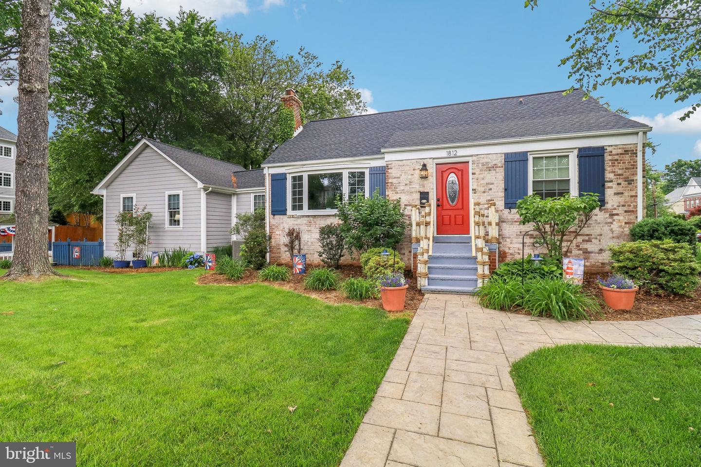 1812 YOUNGBLOOD ST, MCLEAN, Virginia 22101, 4 Bedrooms Bedrooms, ,3 BathroomsBathrooms,Residential,For sale,1812 YOUNGBLOOD ST,VAFX2238360 MLS # VAFX2238360