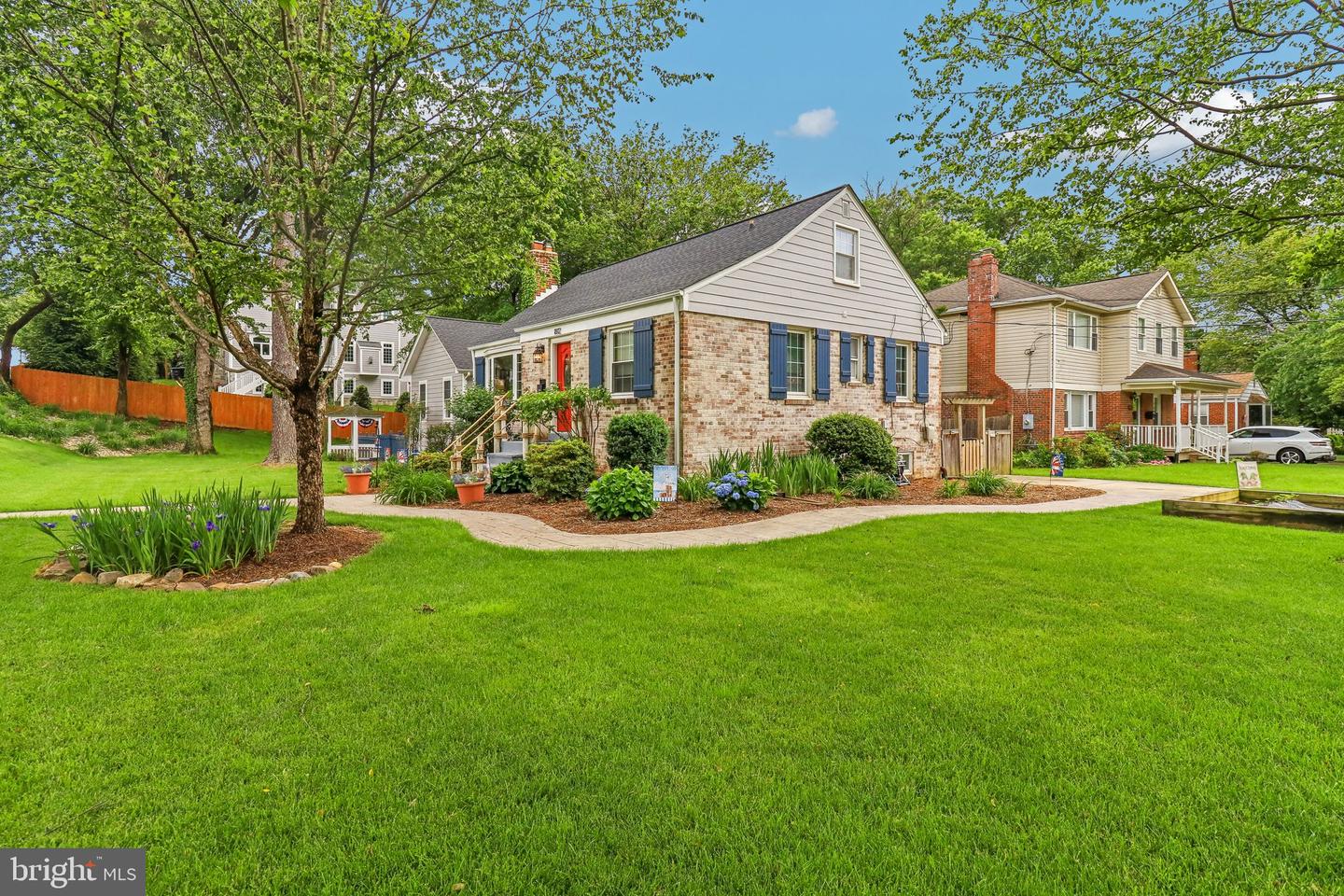 1812 YOUNGBLOOD ST, MCLEAN, Virginia 22101, 4 Bedrooms Bedrooms, ,3 BathroomsBathrooms,Residential,For sale,1812 YOUNGBLOOD ST,VAFX2238360 MLS # VAFX2238360