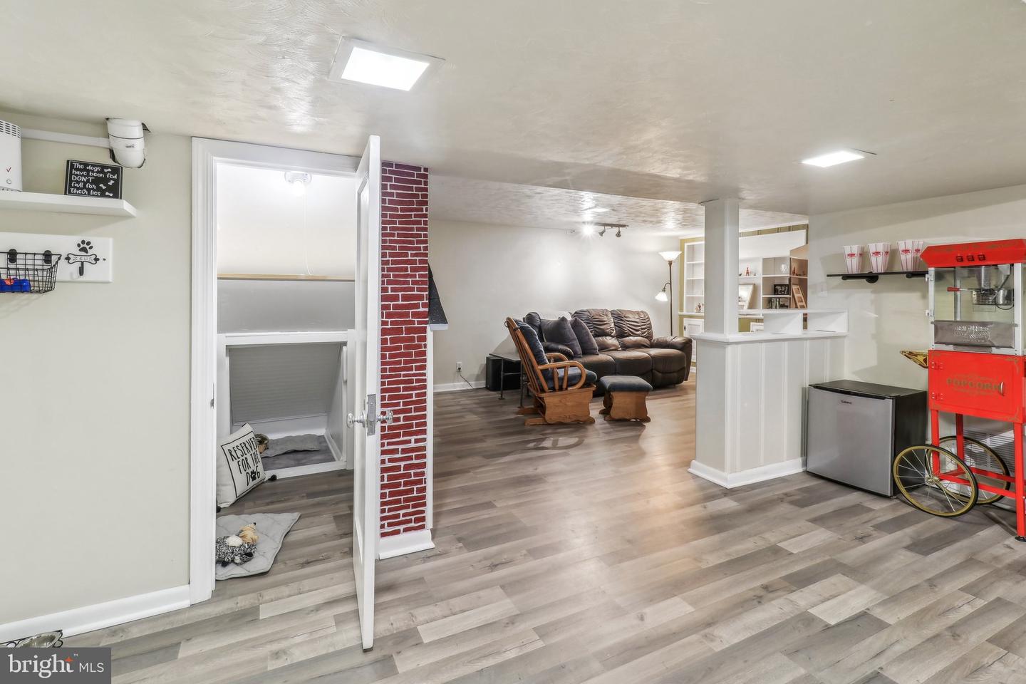 1812 YOUNGBLOOD ST, MCLEAN, Virginia 22101, 4 Bedrooms Bedrooms, ,3 BathroomsBathrooms,Residential,For sale,1812 YOUNGBLOOD ST,VAFX2238360 MLS # VAFX2238360
