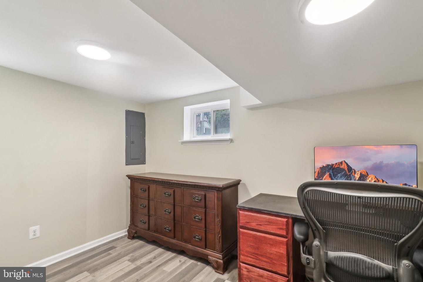 1812 YOUNGBLOOD ST, MCLEAN, Virginia 22101, 4 Bedrooms Bedrooms, ,3 BathroomsBathrooms,Residential,For sale,1812 YOUNGBLOOD ST,VAFX2238360 MLS # VAFX2238360