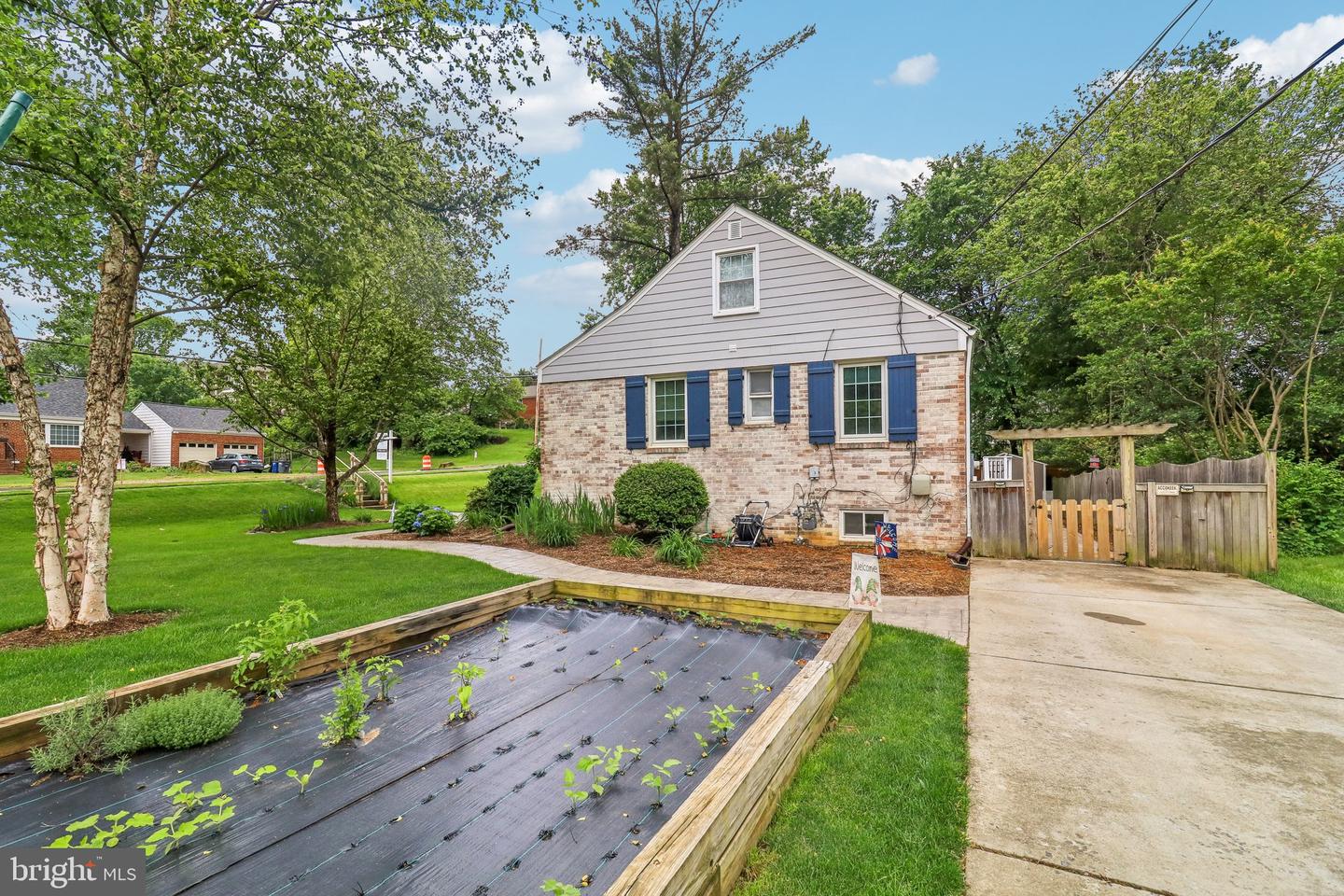1812 YOUNGBLOOD ST, MCLEAN, Virginia 22101, 4 Bedrooms Bedrooms, ,3 BathroomsBathrooms,Residential,For sale,1812 YOUNGBLOOD ST,VAFX2238360 MLS # VAFX2238360