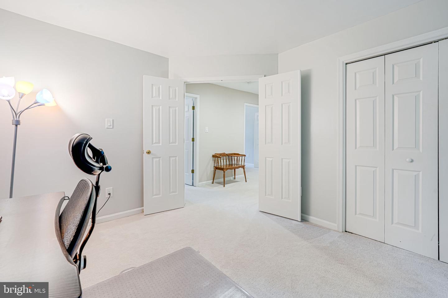 8008 OAK HOLLOW LN, FAIRFAX STATION, Virginia 22039, 4 Bedrooms Bedrooms, ,3 BathroomsBathrooms,Residential,For sale,8008 OAK HOLLOW LN,VAFX2238528 MLS # VAFX2238528
