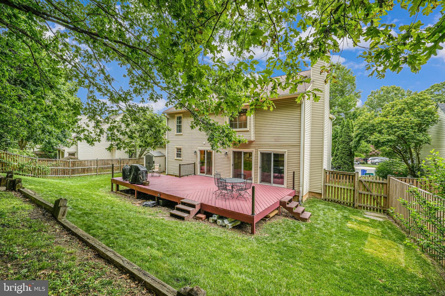 8008 OAK HOLLOW LN, FAIRFAX STATION, Virginia 22039, 4 Bedrooms Bedrooms, ,3 BathroomsBathrooms,Residential,For sale,8008 OAK HOLLOW LN,VAFX2238528 MLS # VAFX2238528