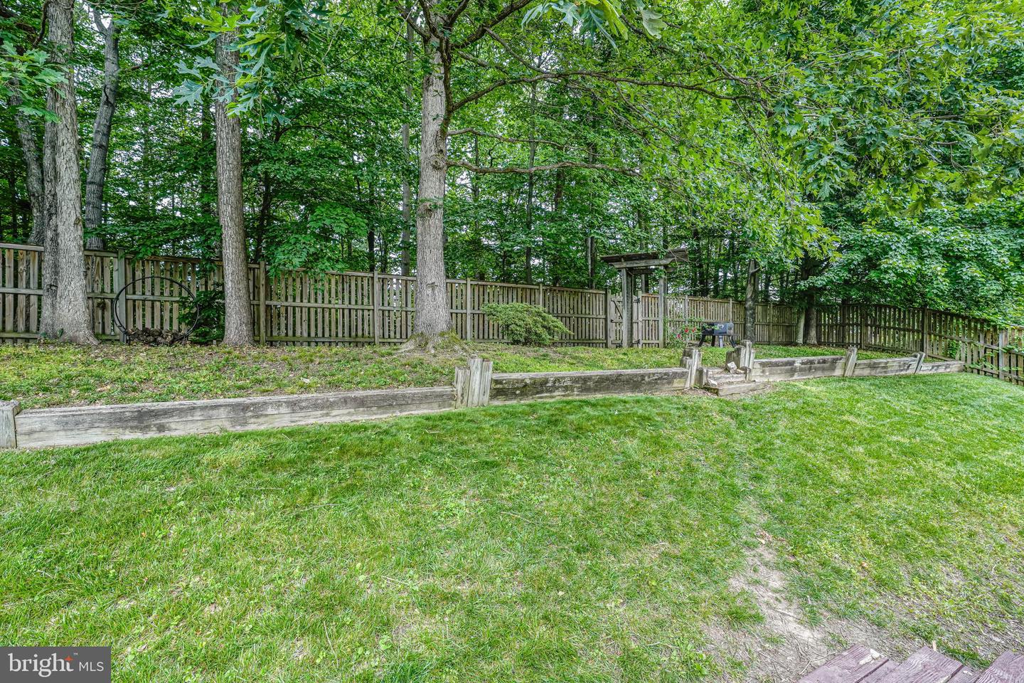 8008 OAK HOLLOW LN, FAIRFAX STATION, Virginia 22039, 4 Bedrooms Bedrooms, ,3 BathroomsBathrooms,Residential,For sale,8008 OAK HOLLOW LN,VAFX2238528 MLS # VAFX2238528