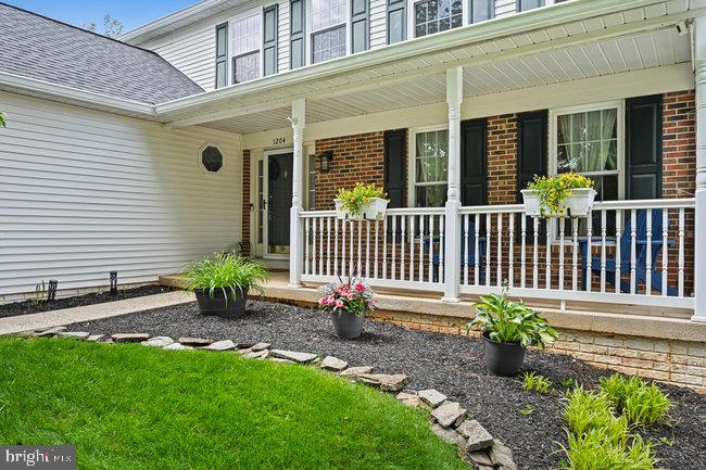 1204 JAMES RIFLE CT NE, LEESBURG, Virginia 20176, 5 Bedrooms Bedrooms, ,3 BathroomsBathrooms,Residential,For sale,1204 JAMES RIFLE CT NE,VALO2095588 MLS # VALO2095588