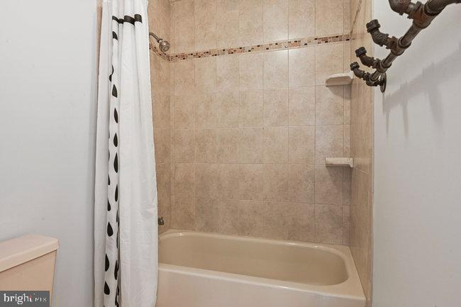 1204 JAMES RIFLE CT NE, LEESBURG, Virginia 20176, 5 Bedrooms Bedrooms, ,3 BathroomsBathrooms,Residential,For sale,1204 JAMES RIFLE CT NE,VALO2095588 MLS # VALO2095588
