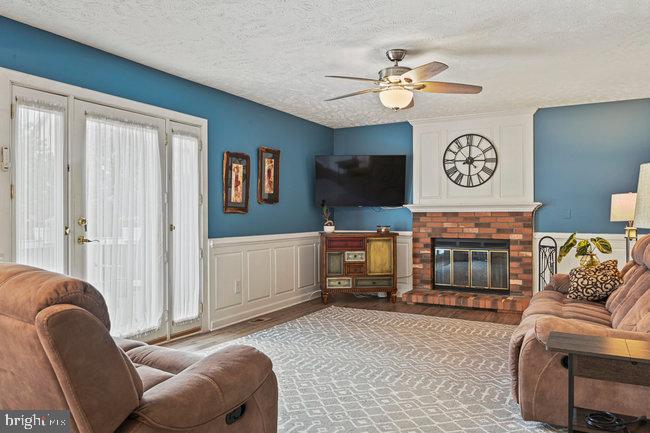 1204 JAMES RIFLE CT NE, LEESBURG, Virginia 20176, 5 Bedrooms Bedrooms, ,3 BathroomsBathrooms,Residential,For sale,1204 JAMES RIFLE CT NE,VALO2095588 MLS # VALO2095588