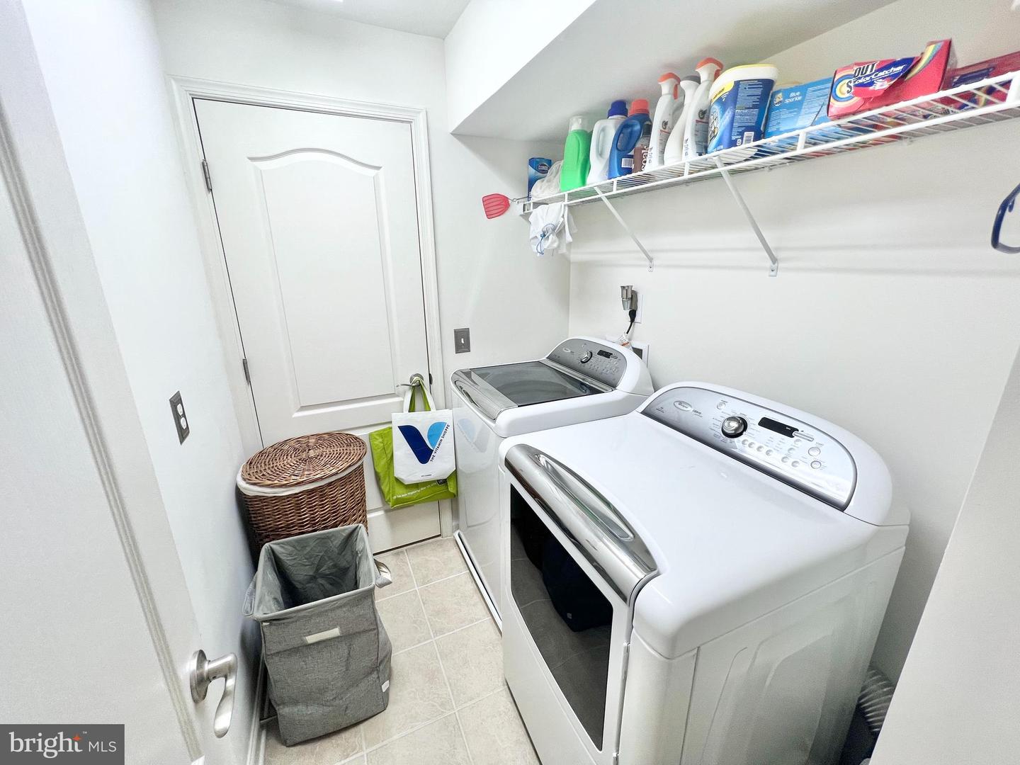 2259 KEW GARDENS DR, WOODBRIDGE, Virginia 22191, 3 Bedrooms Bedrooms, ,2 BathroomsBathrooms,Residential,For sale,2259 KEW GARDENS DR,VAPW2093992 MLS # VAPW2093992