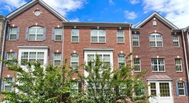 2259 KEW GARDENS DR, WOODBRIDGE, Virginia 22191, 3 Bedrooms Bedrooms, ,2 BathroomsBathrooms,Residential,For sale,2259 KEW GARDENS DR,VAPW2093992 MLS # VAPW2093992