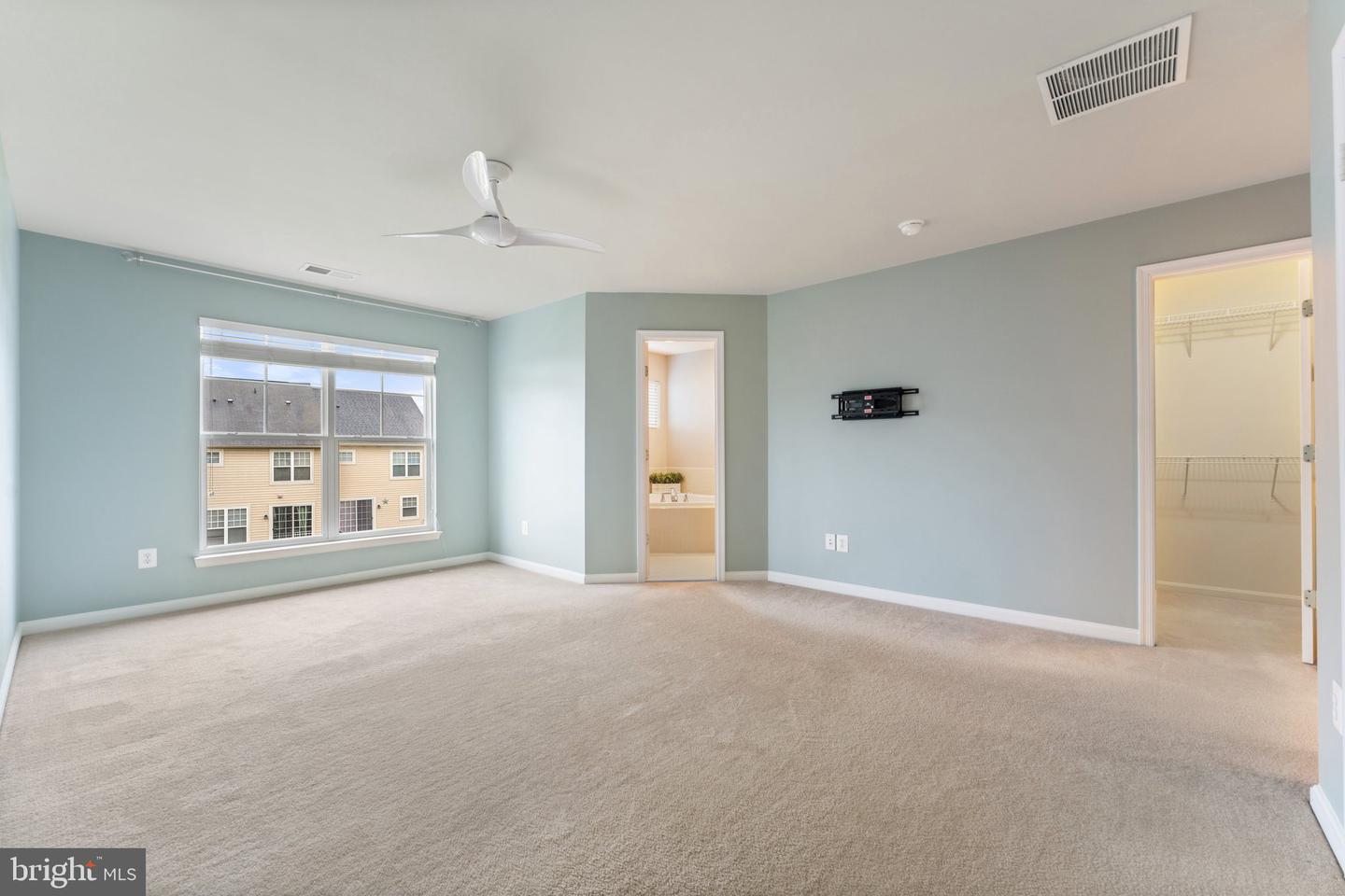11897 BENTON LAKE RD, BRISTOW, Virginia 20136, 3 Bedrooms Bedrooms, ,3 BathroomsBathrooms,Residential,For sale,11897 BENTON LAKE RD,VAPW2094014 MLS # VAPW2094014