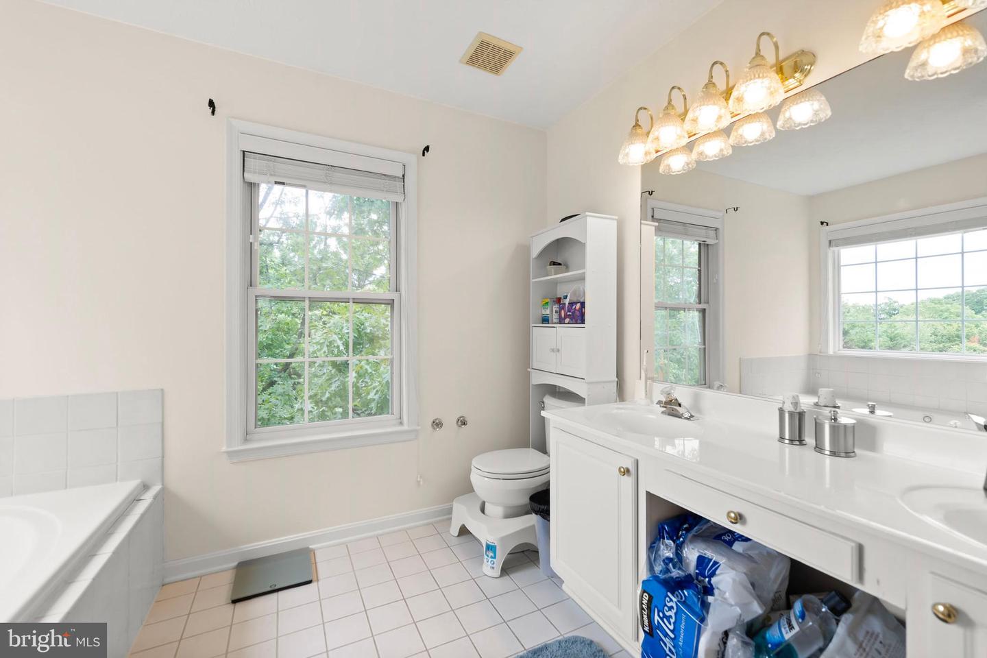 100 LUCY LONG CT, STEPHENS CITY, Virginia 22655, 4 Bedrooms Bedrooms, ,2 BathroomsBathrooms,Residential,For sale,100 LUCY LONG CT,VAFV2033938 MLS # VAFV2033938