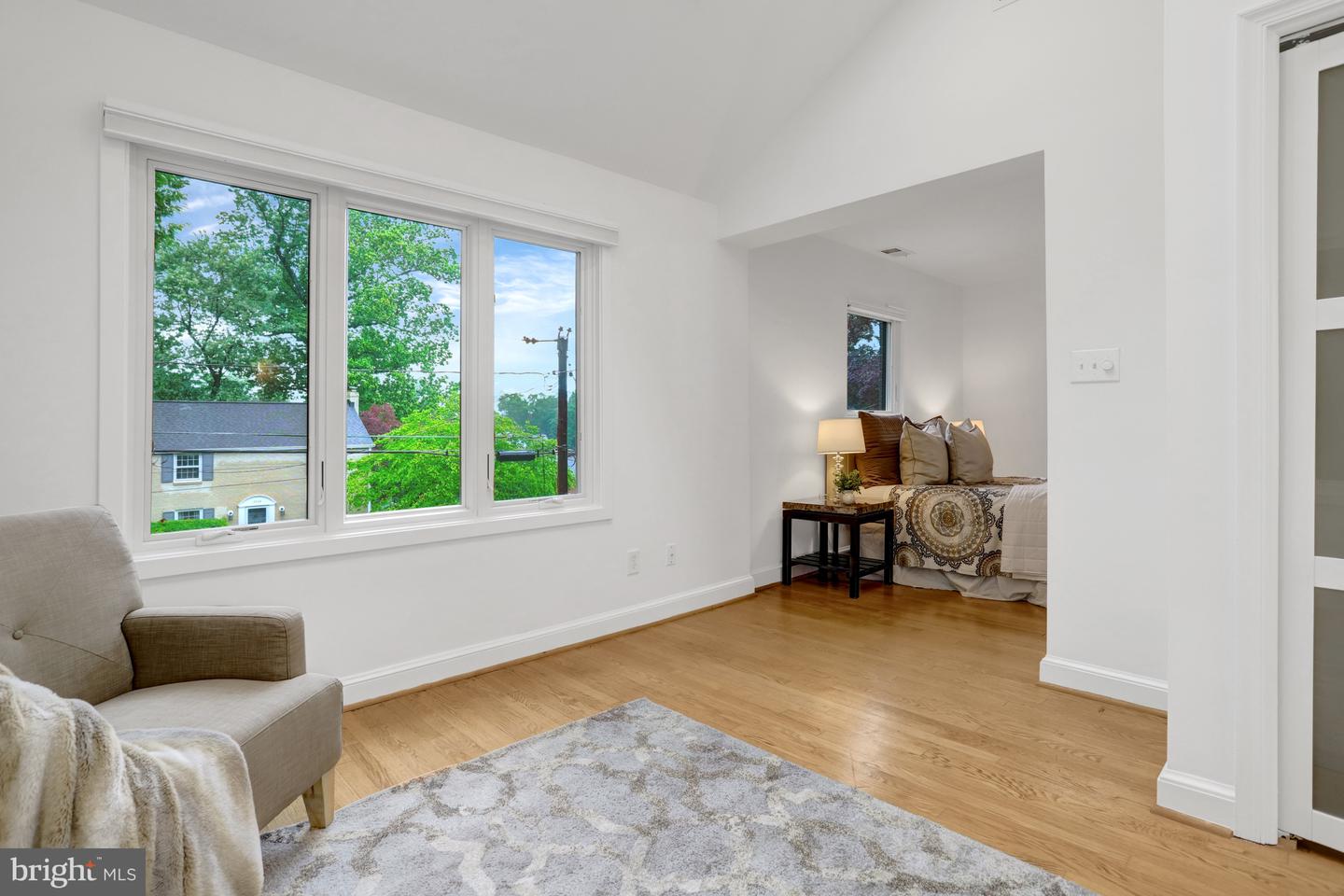 5018 36TH ST N, ARLINGTON, Virginia 22207, 4 Bedrooms Bedrooms, ,3 BathroomsBathrooms,Residential,For sale,5018 36TH ST N,VAAR2057092 MLS # VAAR2057092