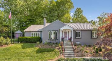 5018 36TH ST N, ARLINGTON, Virginia 22207, 4 Bedrooms Bedrooms, ,3 BathroomsBathrooms,Residential,For sale,5018 36TH ST N,VAAR2057092 MLS # VAAR2057092