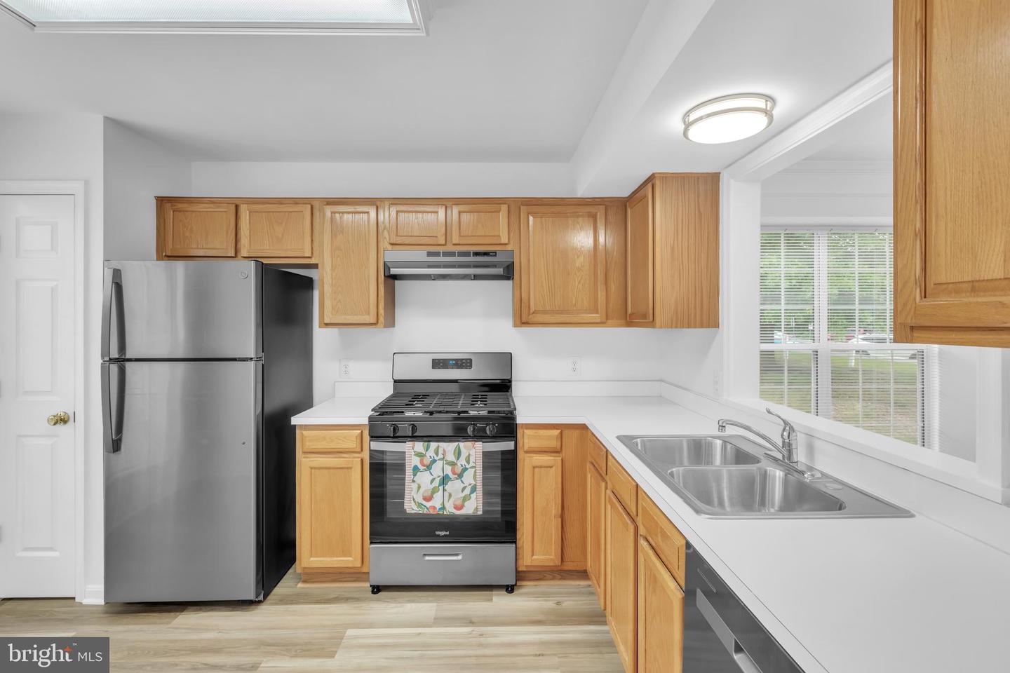 1793 ROCHELLE CT, WOODBRIDGE, Virginia 22192, 2 Bedrooms Bedrooms, ,3 BathroomsBathrooms,Residential,For sale,1793 ROCHELLE CT,VAPW2094118 MLS # VAPW2094118