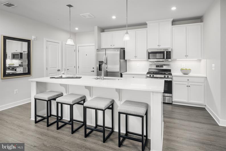 14401 MILK THISTLE LN #341 - EMERALD SEPT, CHANTILLY, Virginia 20151, 2 Bedrooms Bedrooms, ,2 BathroomsBathrooms,Residential,For sale,14401 MILK THISTLE LN #341 - EMERALD SEPT,VAFX2239014 MLS # VAFX2239014