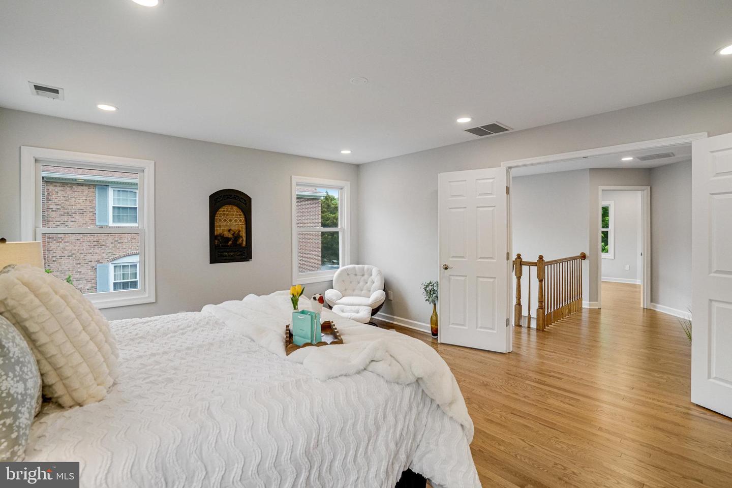 6869 WASHINGTON BLVD, ARLINGTON, Virginia 22213, 6 Bedrooms Bedrooms, 17 Rooms Rooms,3 BathroomsBathrooms,Residential,For sale,6869 WASHINGTON BLVD,VAAR2057114 MLS # VAAR2057114