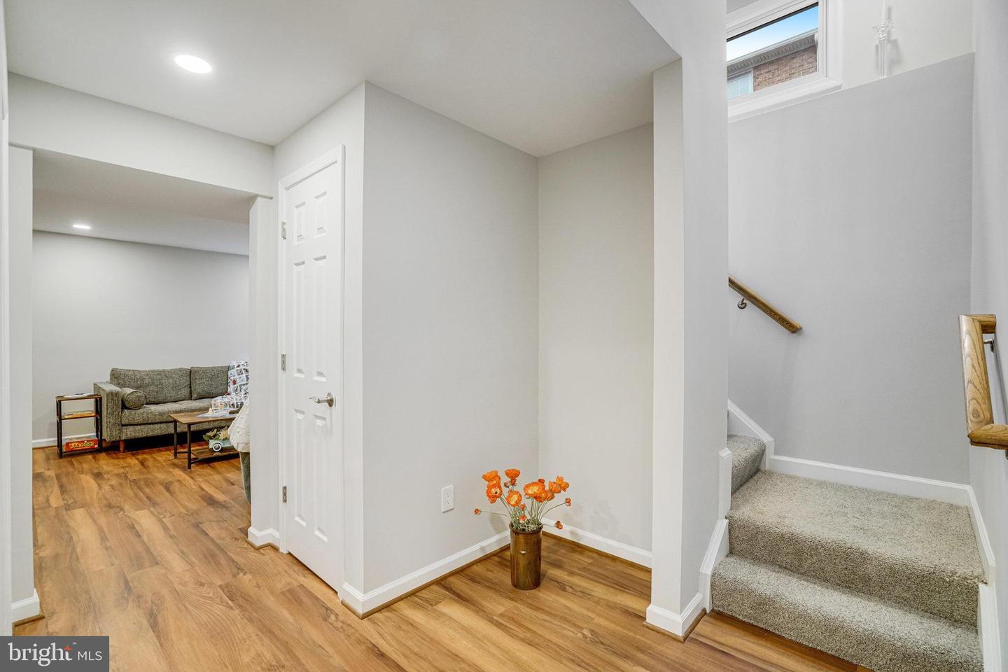 6869 WASHINGTON BLVD, ARLINGTON, Virginia 22213, 6 Bedrooms Bedrooms, 17 Rooms Rooms,3 BathroomsBathrooms,Residential,For sale,6869 WASHINGTON BLVD,VAAR2057114 MLS # VAAR2057114
