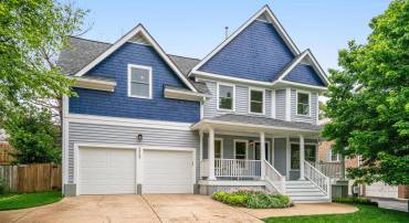 6869 WASHINGTON BLVD, ARLINGTON, Virginia 22213, 6 Bedrooms Bedrooms, 17 Rooms Rooms,3 BathroomsBathrooms,Residential,For sale,6869 WASHINGTON BLVD,VAAR2057114 MLS # VAAR2057114