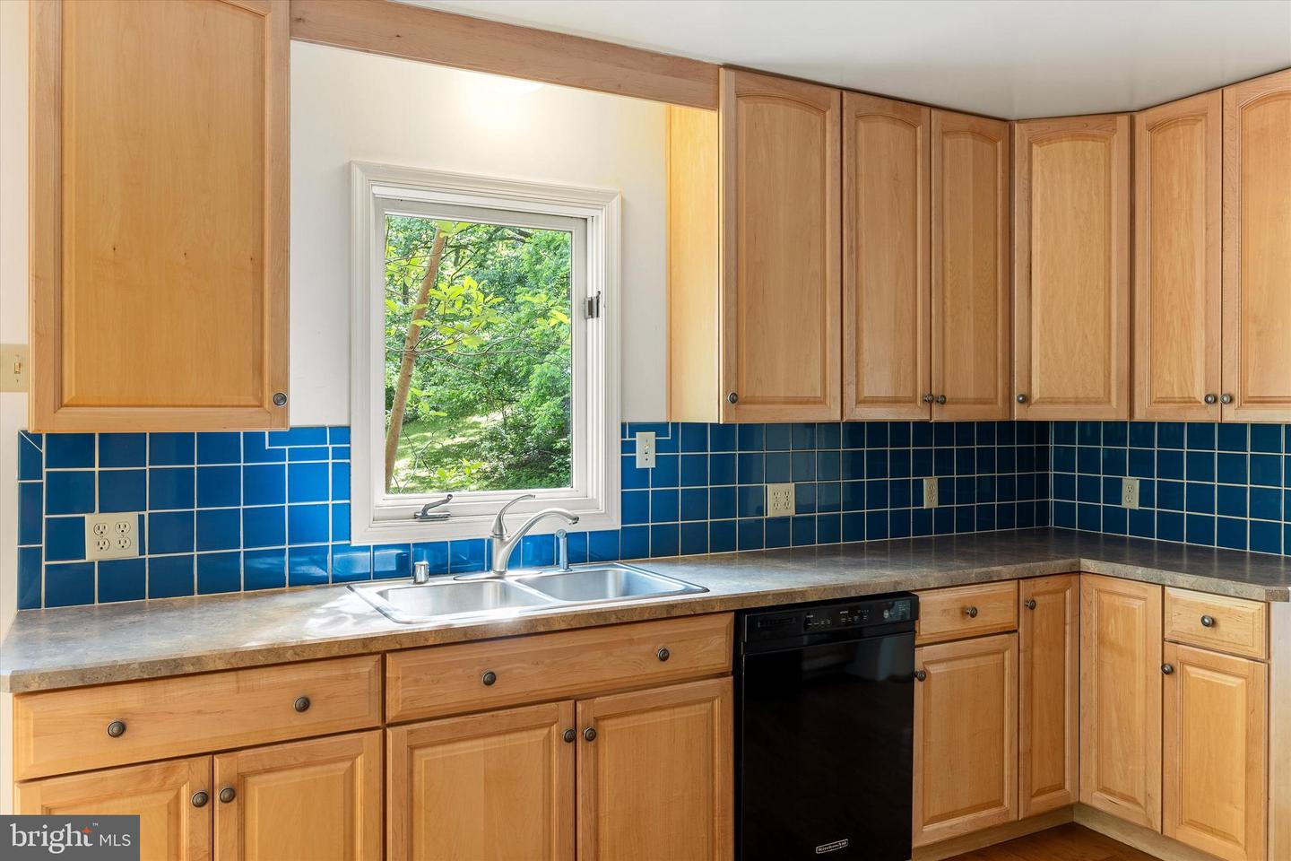 112 OLD FOREST CIR, WINCHESTER, Virginia 22602, 4 Bedrooms Bedrooms, ,2 BathroomsBathrooms,Residential,For sale,112 OLD FOREST CIR,VAFV2033966 MLS # VAFV2033966