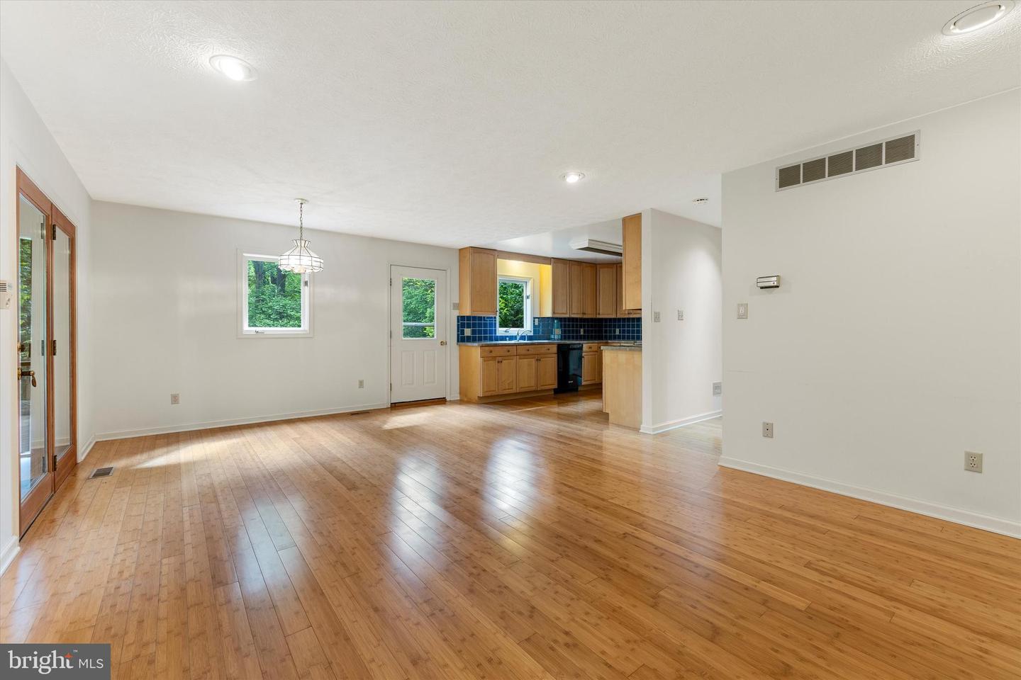 112 OLD FOREST CIR, WINCHESTER, Virginia 22602, 4 Bedrooms Bedrooms, ,2 BathroomsBathrooms,Residential,For sale,112 OLD FOREST CIR,VAFV2033966 MLS # VAFV2033966