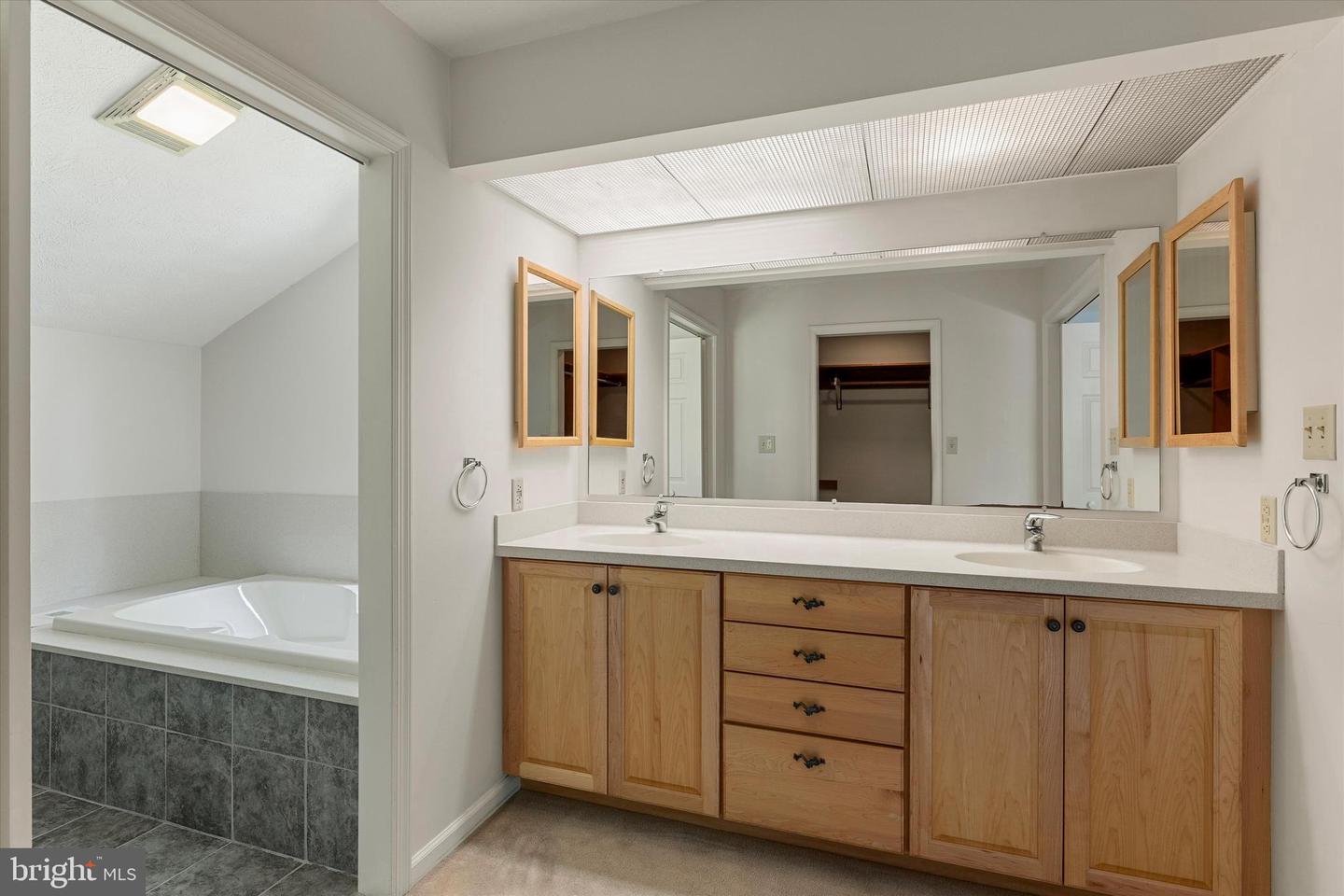 112 OLD FOREST CIR, WINCHESTER, Virginia 22602, 4 Bedrooms Bedrooms, ,2 BathroomsBathrooms,Residential,For sale,112 OLD FOREST CIR,VAFV2033966 MLS # VAFV2033966
