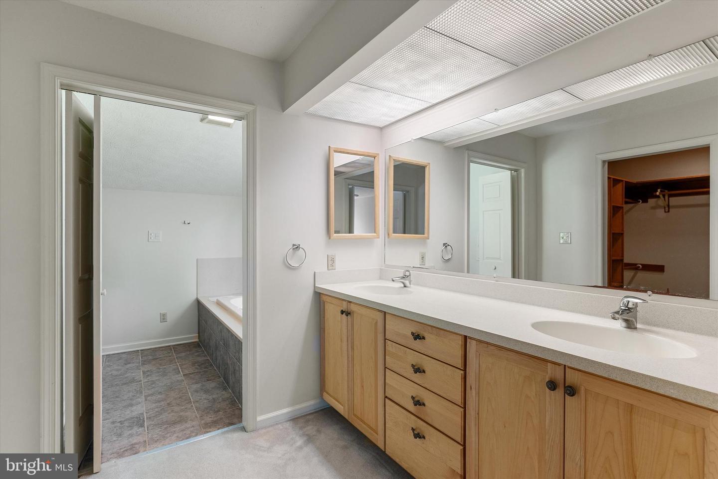 112 OLD FOREST CIR, WINCHESTER, Virginia 22602, 4 Bedrooms Bedrooms, ,2 BathroomsBathrooms,Residential,For sale,112 OLD FOREST CIR,VAFV2033966 MLS # VAFV2033966