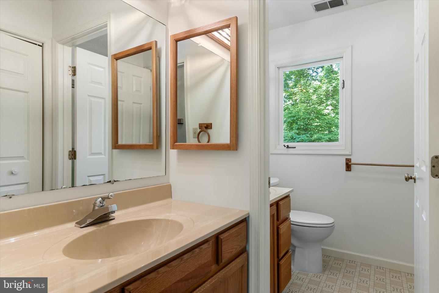 112 OLD FOREST CIR, WINCHESTER, Virginia 22602, 4 Bedrooms Bedrooms, ,2 BathroomsBathrooms,Residential,For sale,112 OLD FOREST CIR,VAFV2033966 MLS # VAFV2033966