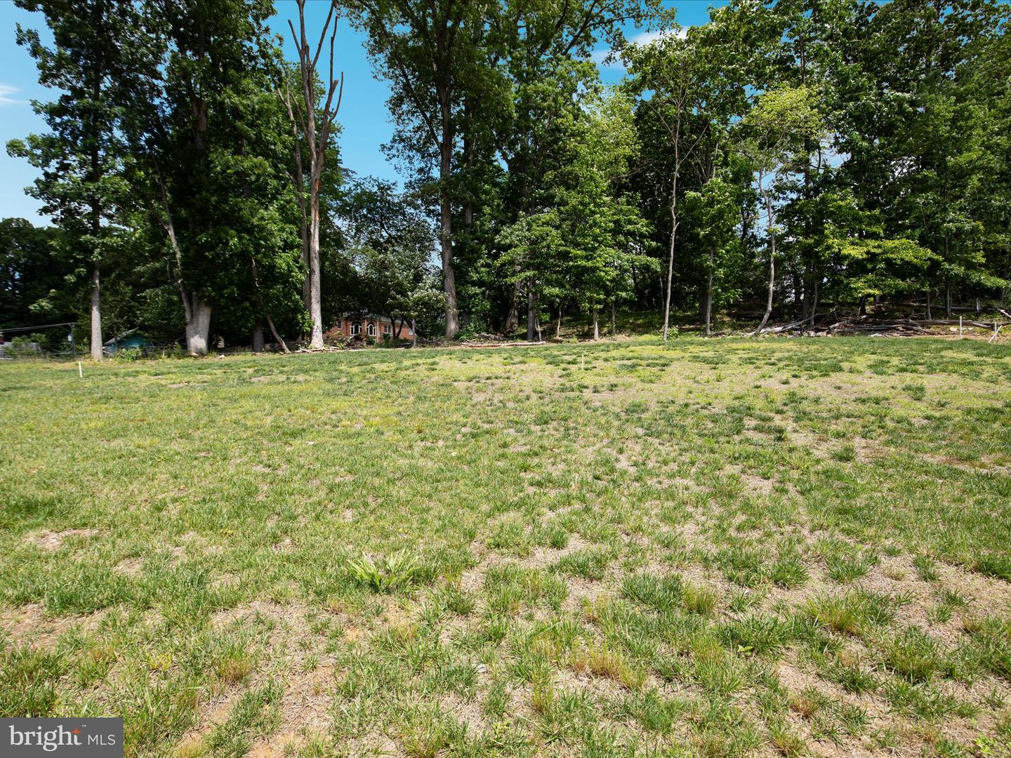 3557 ORCHID POND WAY, OAKTON, Virginia 22124, 6 Bedrooms Bedrooms, ,5 BathroomsBathrooms,Residential,For sale,3557 ORCHID POND WAY,VAFX2239112 MLS # VAFX2239112