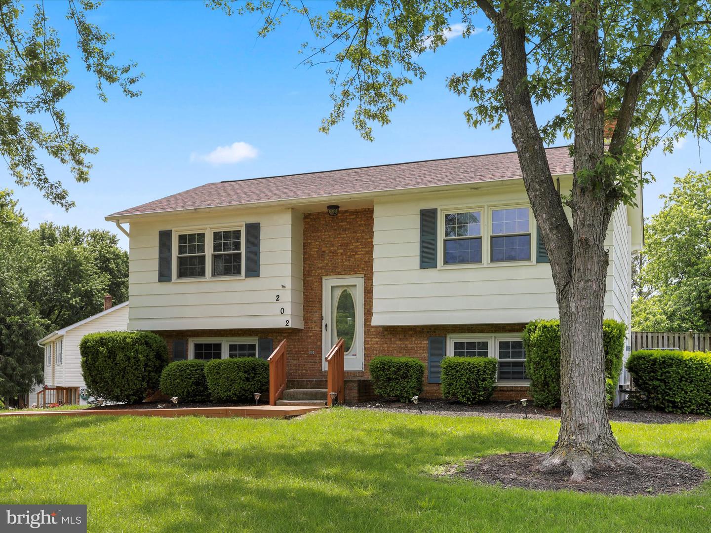 202 RIDGEFIELD AVE, STEPHENS CITY, Virginia 22655, 3 Bedrooms Bedrooms, ,2 BathroomsBathrooms,Residential,For sale,202 RIDGEFIELD AVE,VAFV2033982 MLS # VAFV2033982
