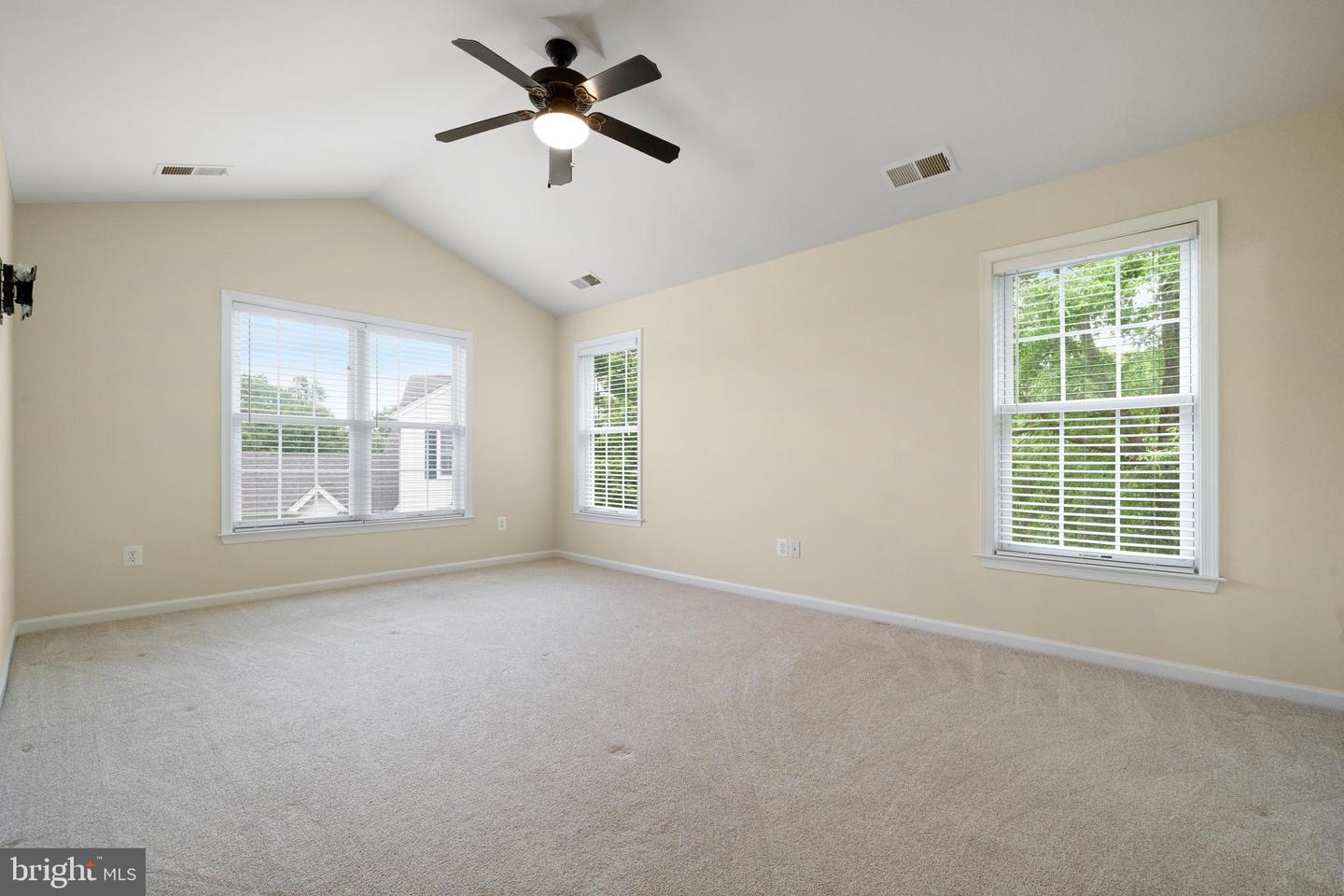 5601 SWIFT CREEK CT, HAYMARKET, Virginia 20169, 3 Bedrooms Bedrooms, ,3 BathroomsBathrooms,Residential,For sale,5601 SWIFT CREEK CT,VAPW2094160 MLS # VAPW2094160