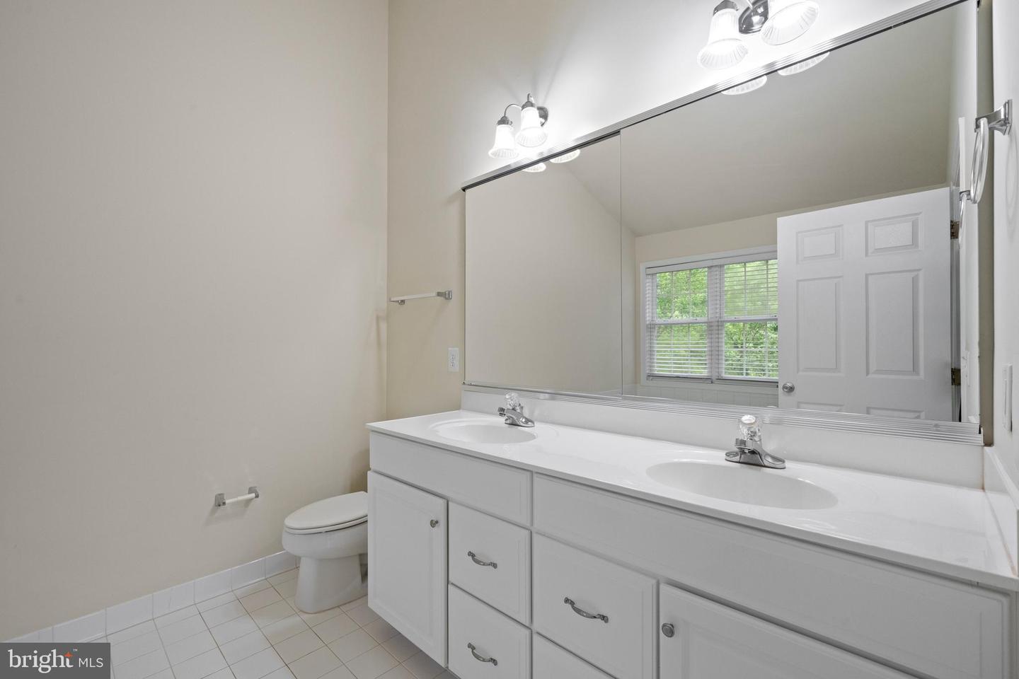 5601 SWIFT CREEK CT, HAYMARKET, Virginia 20169, 3 Bedrooms Bedrooms, ,3 BathroomsBathrooms,Residential,For sale,5601 SWIFT CREEK CT,VAPW2094160 MLS # VAPW2094160