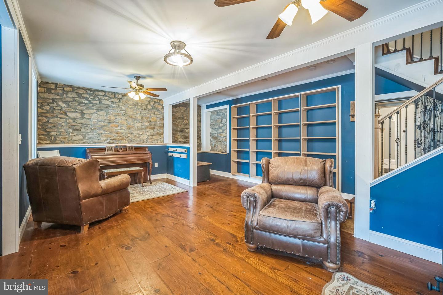 36952 CHARLES TOWN PIKE, HILLSBORO, Virginia 20132, 2 Bedrooms Bedrooms, ,1 BathroomBathrooms,Residential,For sale,36952 CHARLES TOWN PIKE,VALO2095772 MLS # VALO2095772
