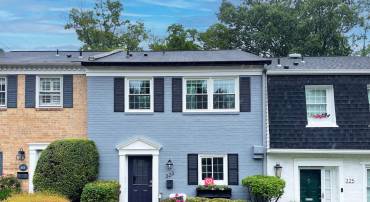 323 CENTER ST N, VIENNA, Virginia 22180, 4 Bedrooms Bedrooms, ,3 BathroomsBathrooms,Residential,For sale,323 CENTER ST N,VAFX2239218 MLS # VAFX2239218