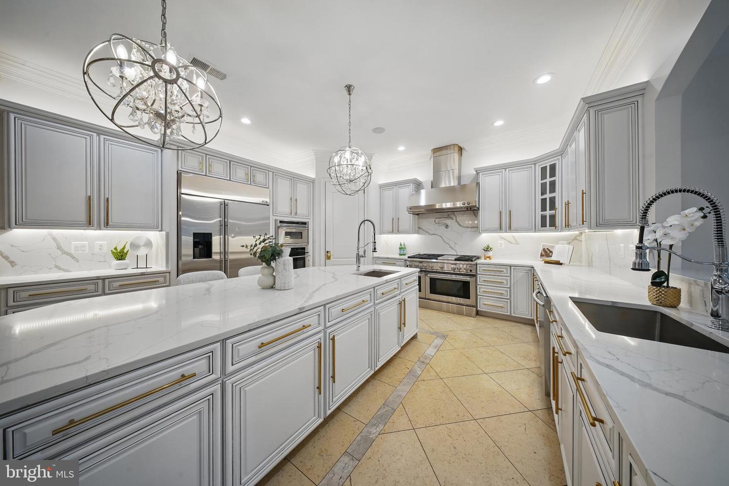 43582 OLD KINDERHOOK DR, ASHBURN, Virginia 20147, 5 Bedrooms Bedrooms, ,6 BathroomsBathrooms,Residential,For sale,43582 OLD KINDERHOOK DR,VALO2095874 MLS # VALO2095874