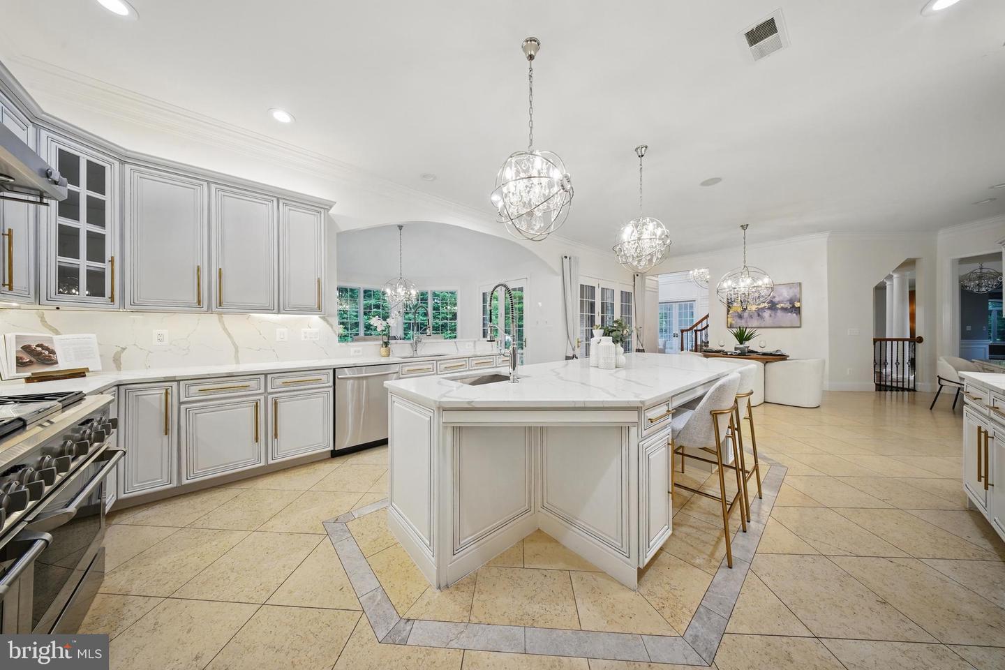 43582 OLD KINDERHOOK DR, ASHBURN, Virginia 20147, 5 Bedrooms Bedrooms, ,6 BathroomsBathrooms,Residential,For sale,43582 OLD KINDERHOOK DR,VALO2095874 MLS # VALO2095874