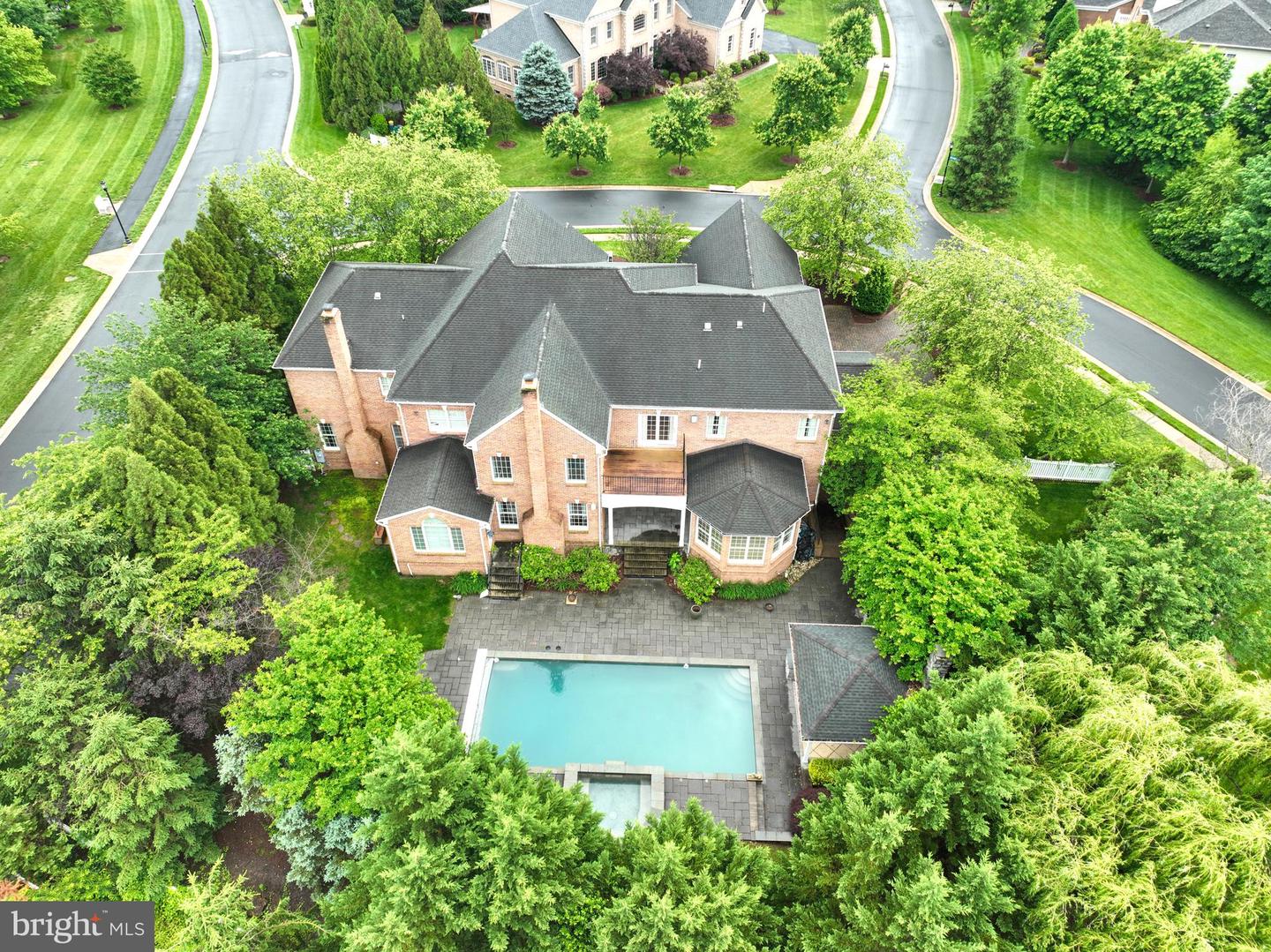 43582 OLD KINDERHOOK DR, ASHBURN, Virginia 20147, 5 Bedrooms Bedrooms, ,6 BathroomsBathrooms,Residential,For sale,43582 OLD KINDERHOOK DR,VALO2095874 MLS # VALO2095874