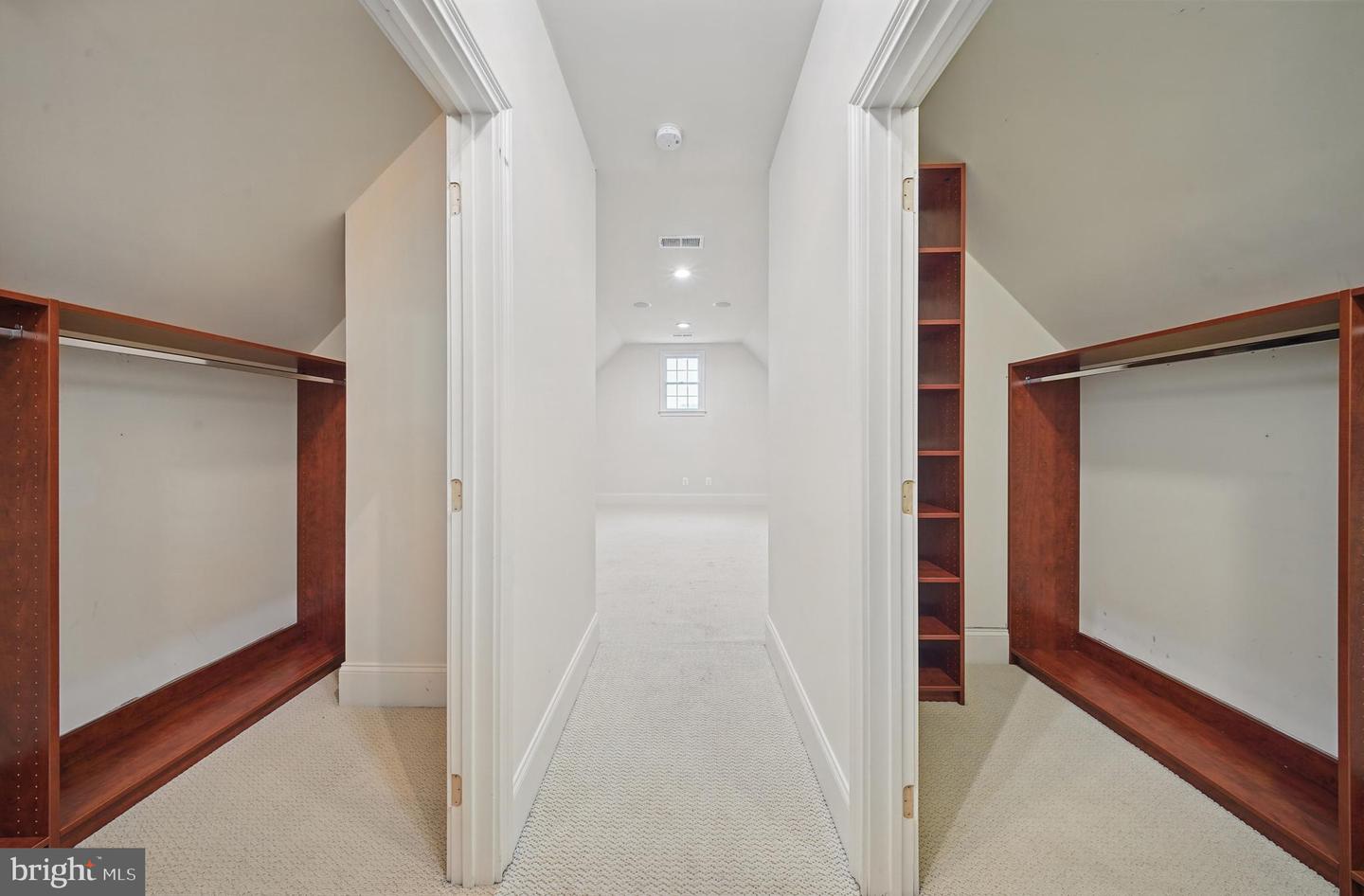 43582 OLD KINDERHOOK DR, ASHBURN, Virginia 20147, 5 Bedrooms Bedrooms, ,6 BathroomsBathrooms,Residential,For sale,43582 OLD KINDERHOOK DR,VALO2095874 MLS # VALO2095874