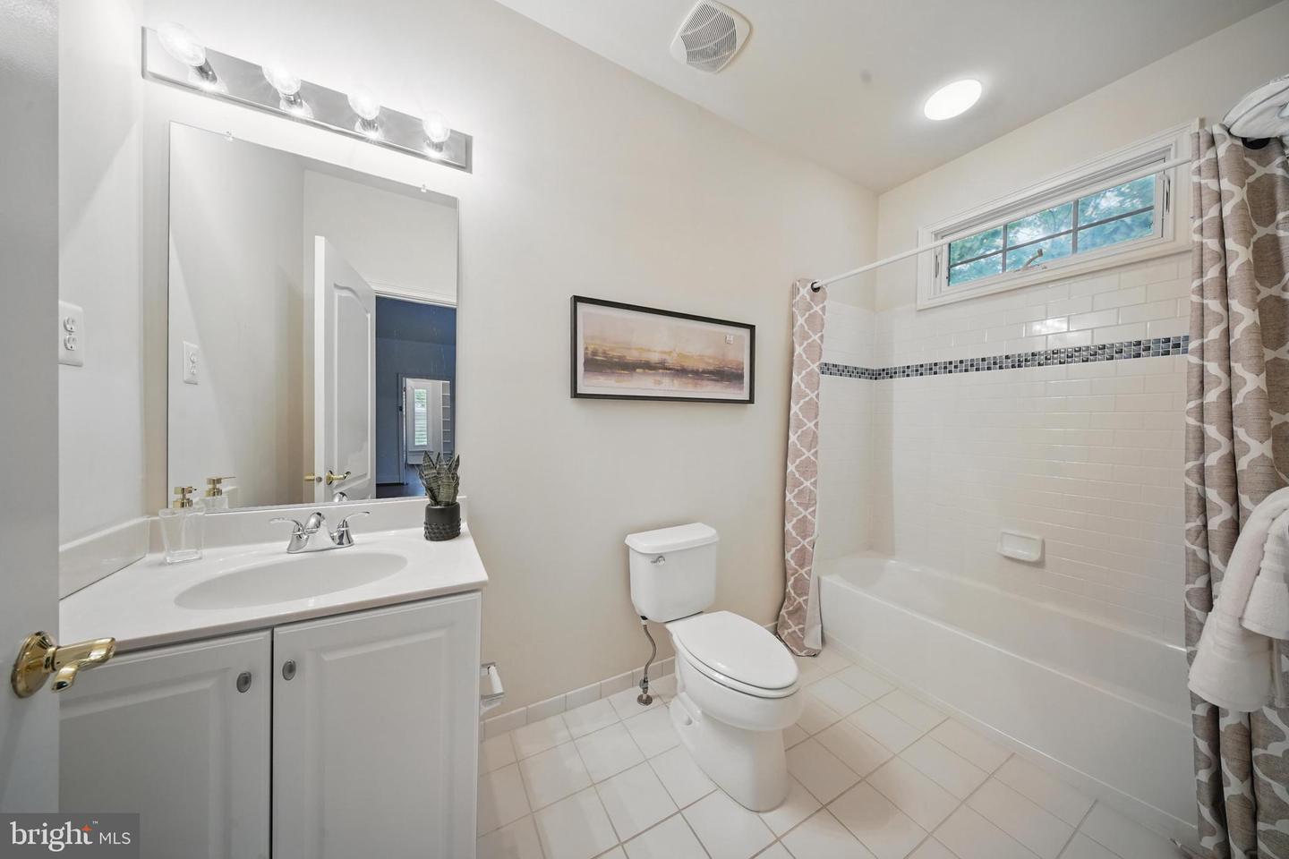 43582 OLD KINDERHOOK DR, ASHBURN, Virginia 20147, 5 Bedrooms Bedrooms, ,6 BathroomsBathrooms,Residential,For sale,43582 OLD KINDERHOOK DR,VALO2095874 MLS # VALO2095874