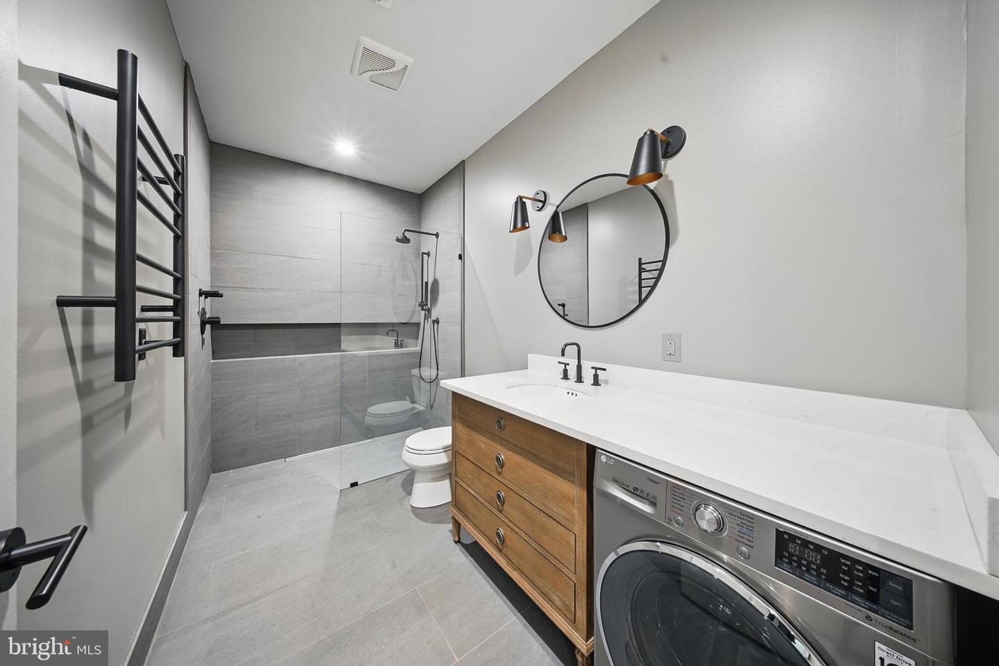 43582 OLD KINDERHOOK DR, ASHBURN, Virginia 20147, 5 Bedrooms Bedrooms, ,6 BathroomsBathrooms,Residential,For sale,43582 OLD KINDERHOOK DR,VALO2095874 MLS # VALO2095874