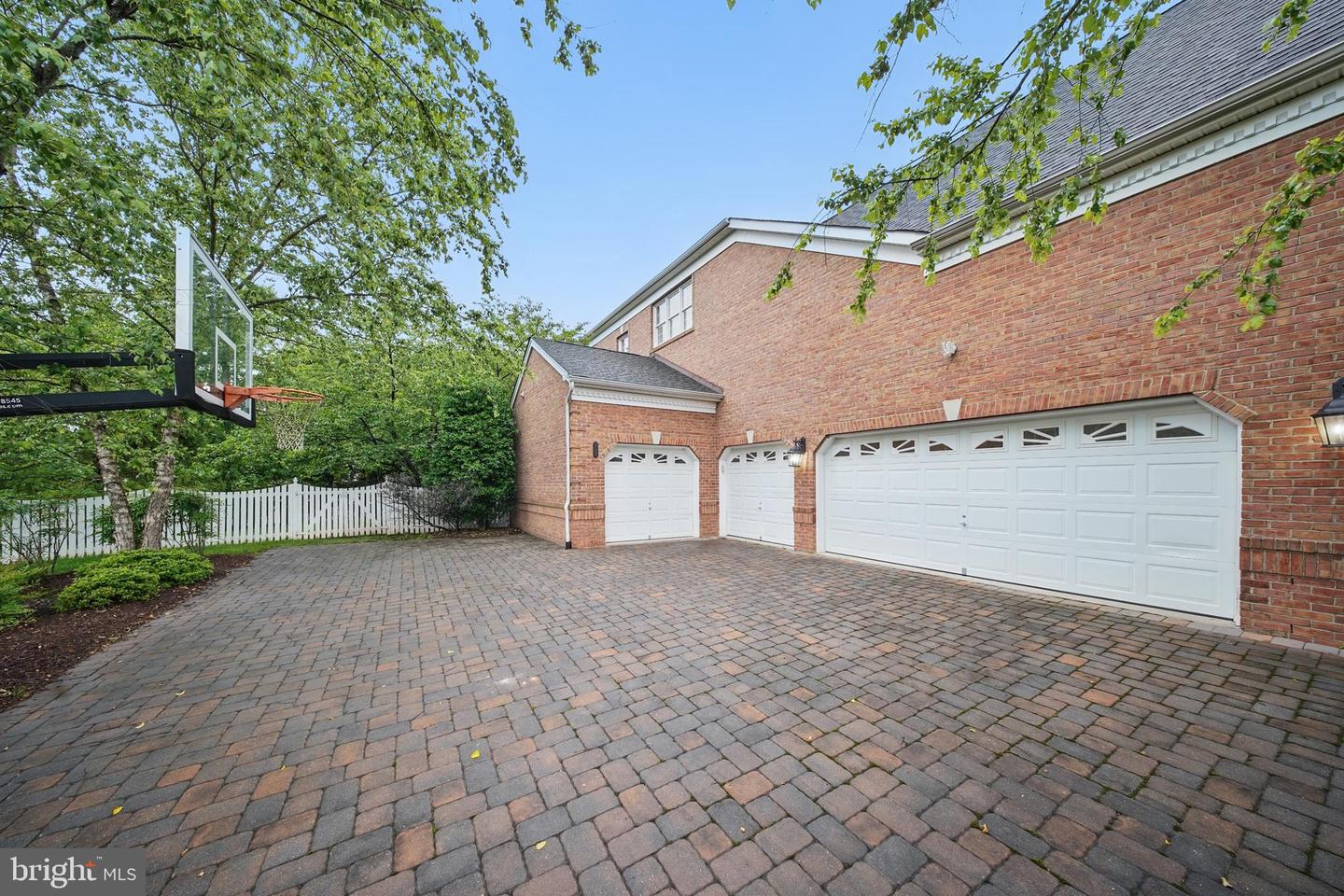 43582 OLD KINDERHOOK DR, ASHBURN, Virginia 20147, 5 Bedrooms Bedrooms, ,6 BathroomsBathrooms,Residential,For sale,43582 OLD KINDERHOOK DR,VALO2095874 MLS # VALO2095874