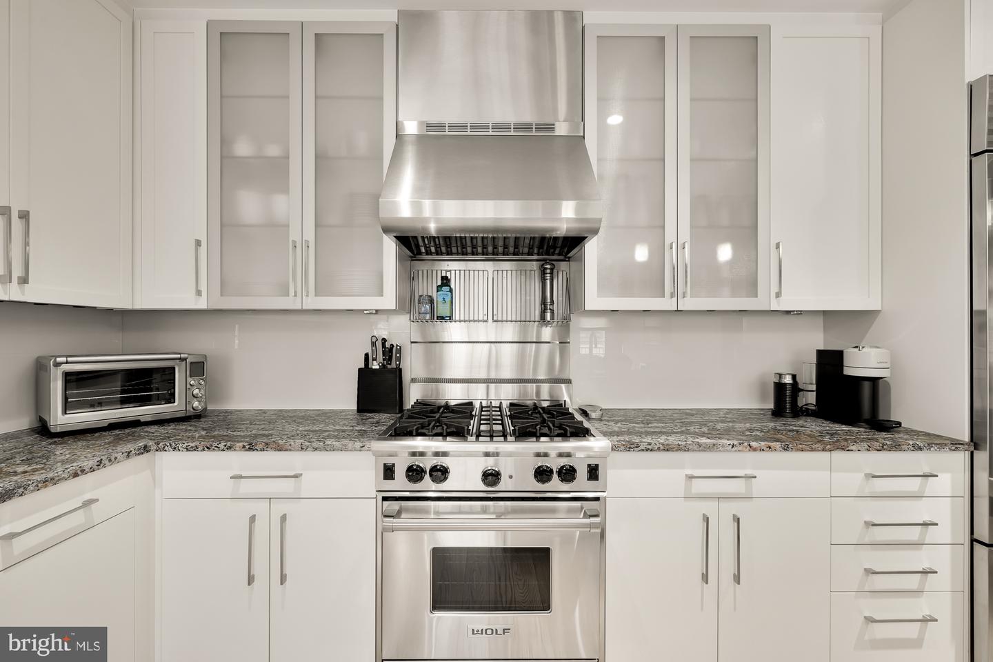 1700B CLARENDON BLVD #126, ARLINGTON, Virginia 22209, 1 Bedroom Bedrooms, ,1 BathroomBathrooms,Residential,For sale,1700B CLARENDON BLVD #126,VAAR2057216 MLS # VAAR2057216