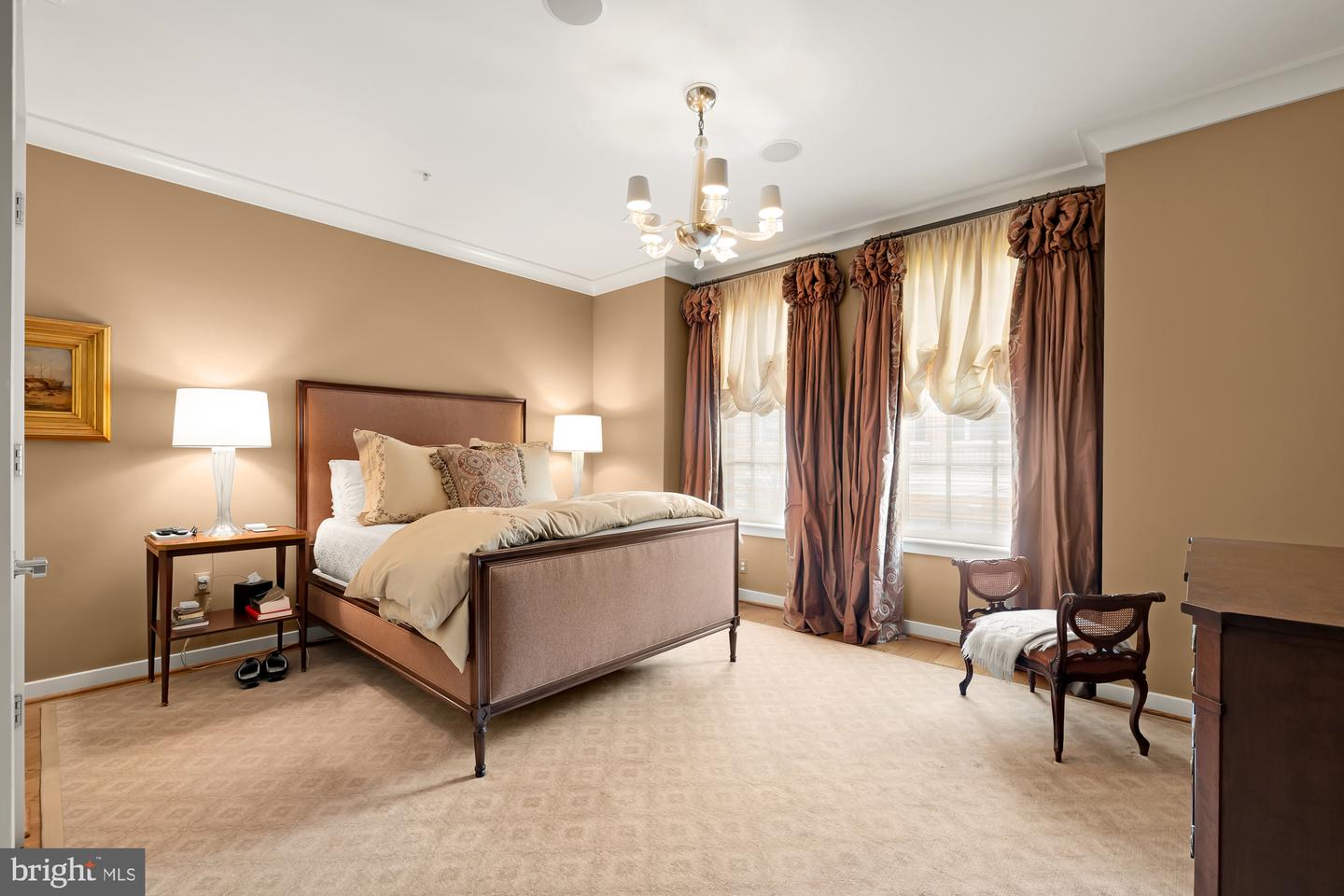 1700B CLARENDON BLVD #126, ARLINGTON, Virginia 22209, 1 Bedroom Bedrooms, ,1 BathroomBathrooms,Residential,For sale,1700B CLARENDON BLVD #126,VAAR2057216 MLS # VAAR2057216