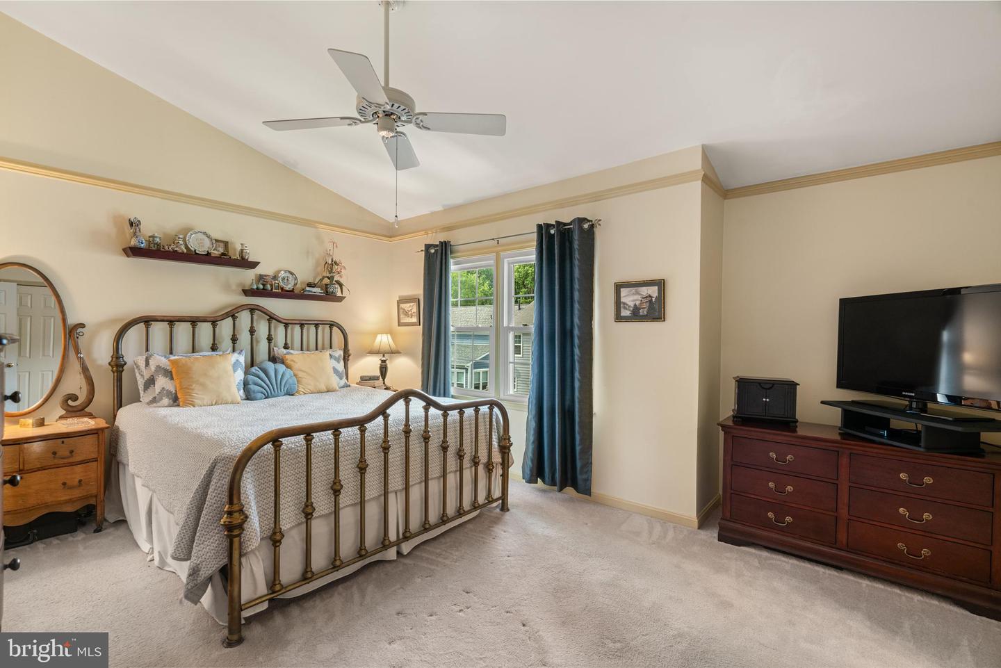 7909 MORNING RIDE CT, ALEXANDRIA, Virginia 22315, 3 Bedrooms Bedrooms, ,3 BathroomsBathrooms,Residential,For sale,7909 MORNING RIDE CT,VAFX2240538 MLS # VAFX2240538